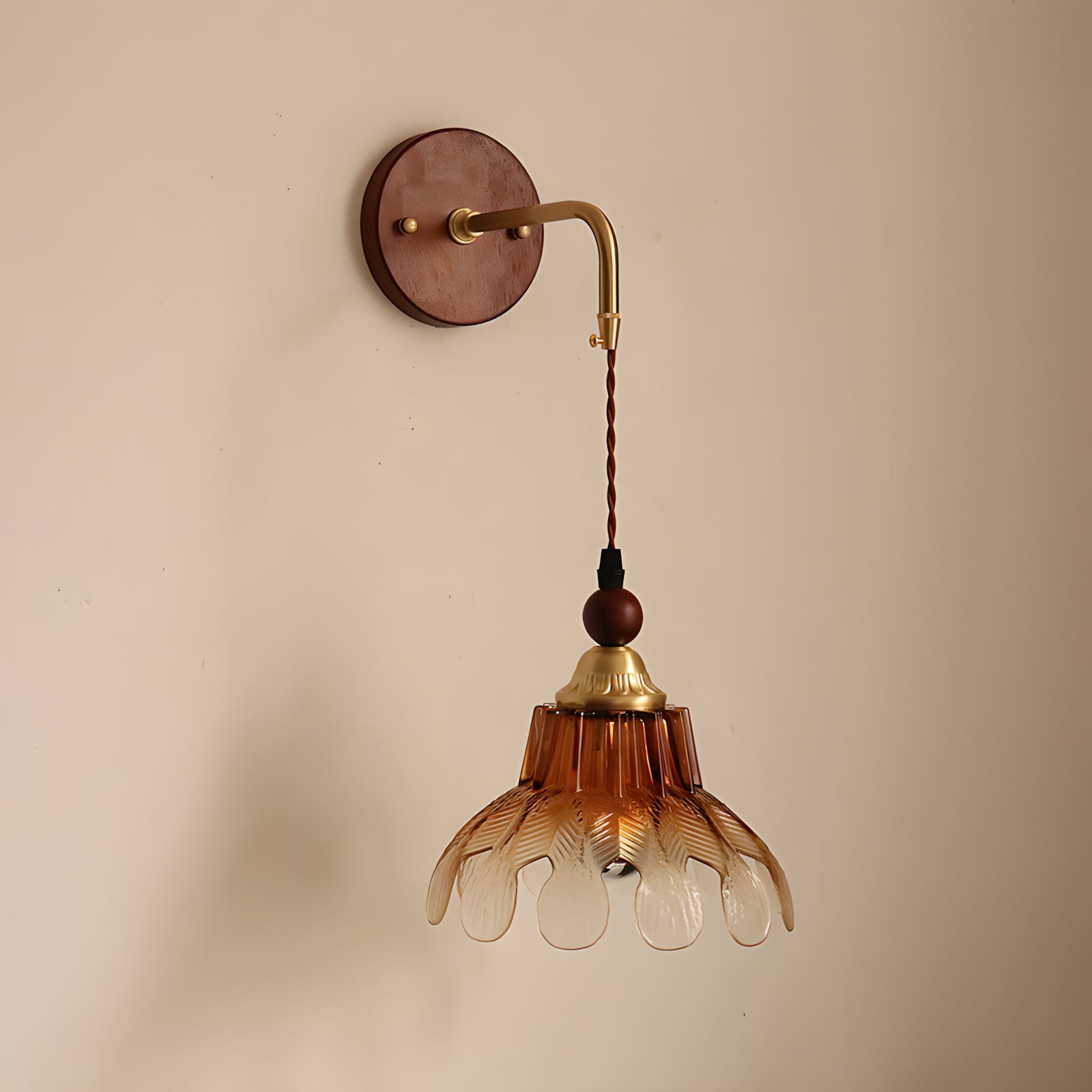Fawn Wall Lamp