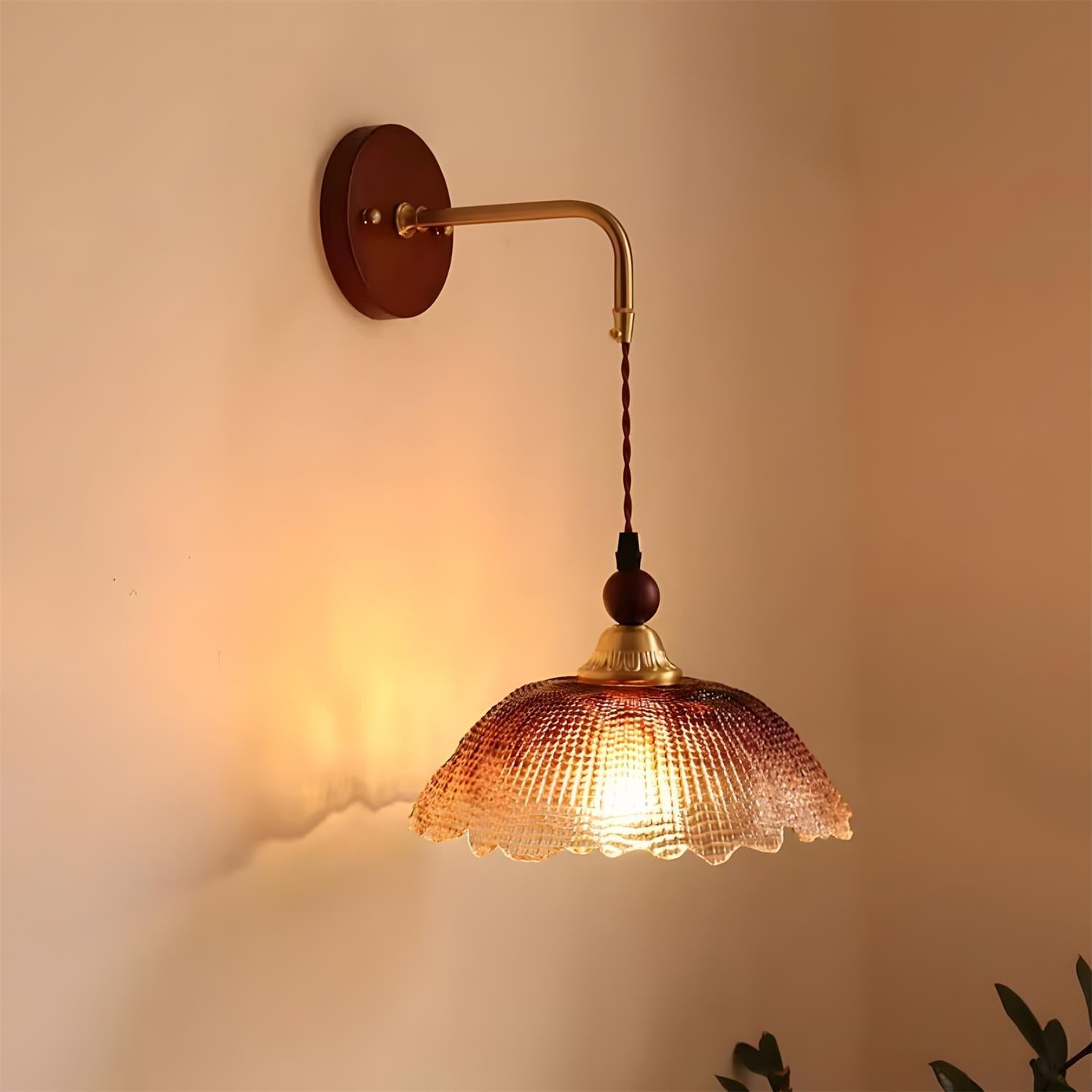 Fawn Wall Lamp