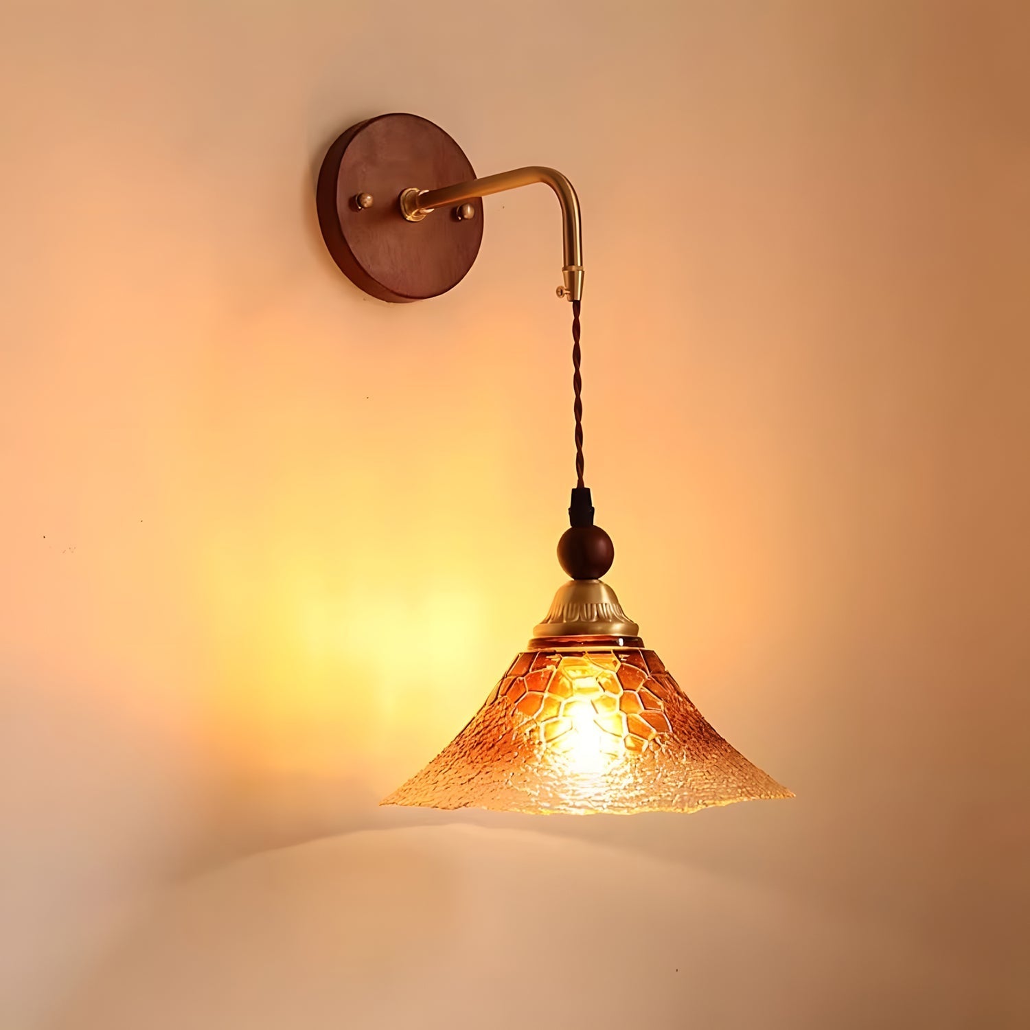 Fawn Wall Lamp