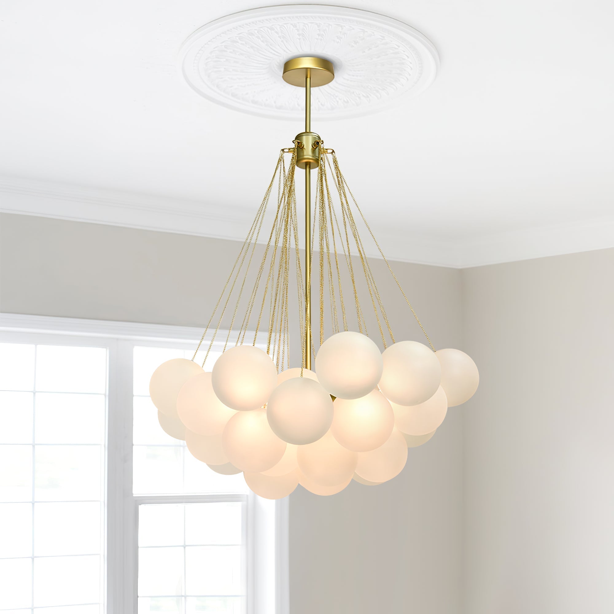 Lustra Chandelier Bubble Frosted Glass-Neutral Decor