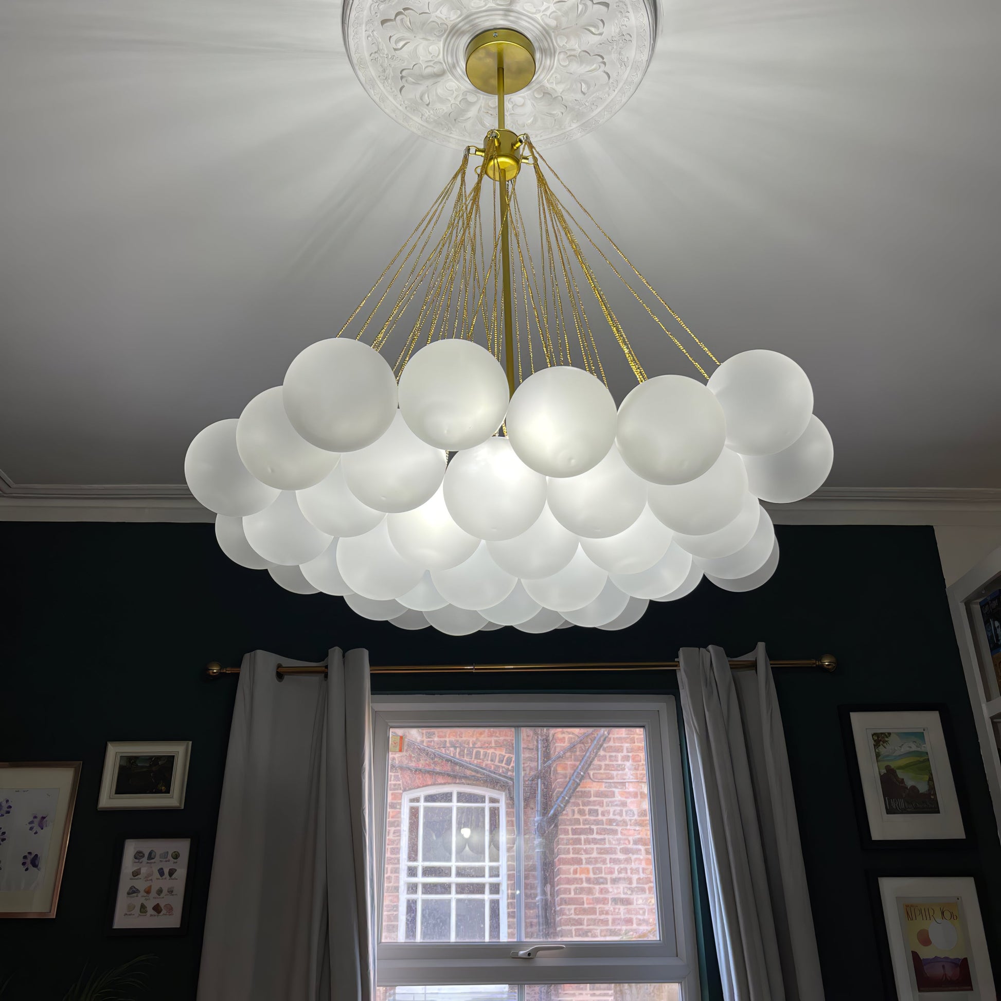 Lustra Chandelier Bubble Frosted Glass-Neutral Decor
