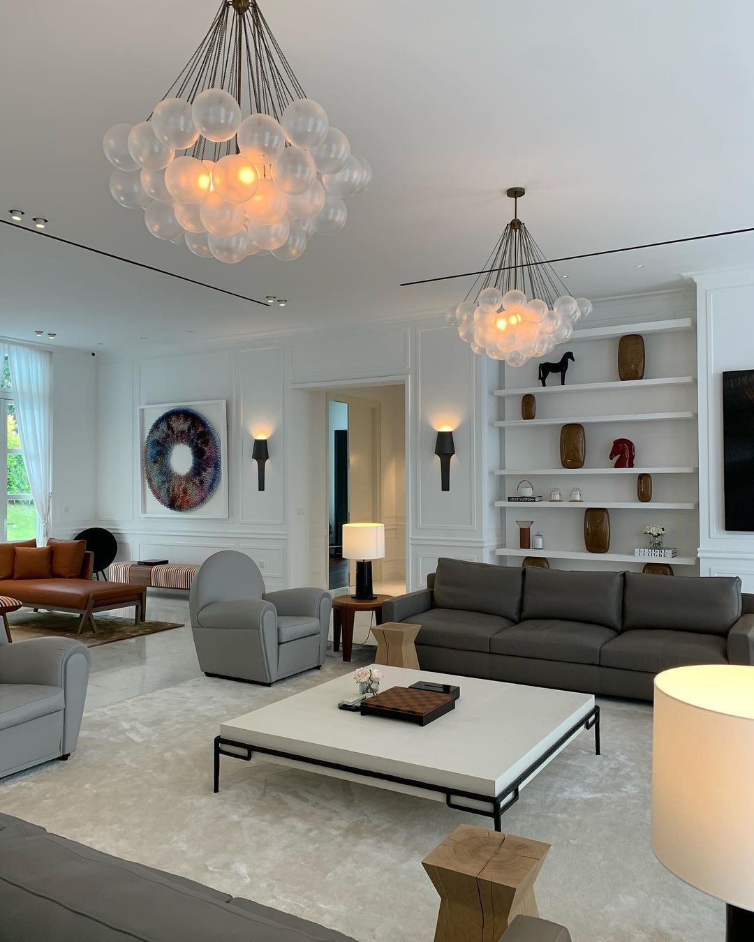 Lustra Chandelier Bubble Frosted Glass-Neutral Decor