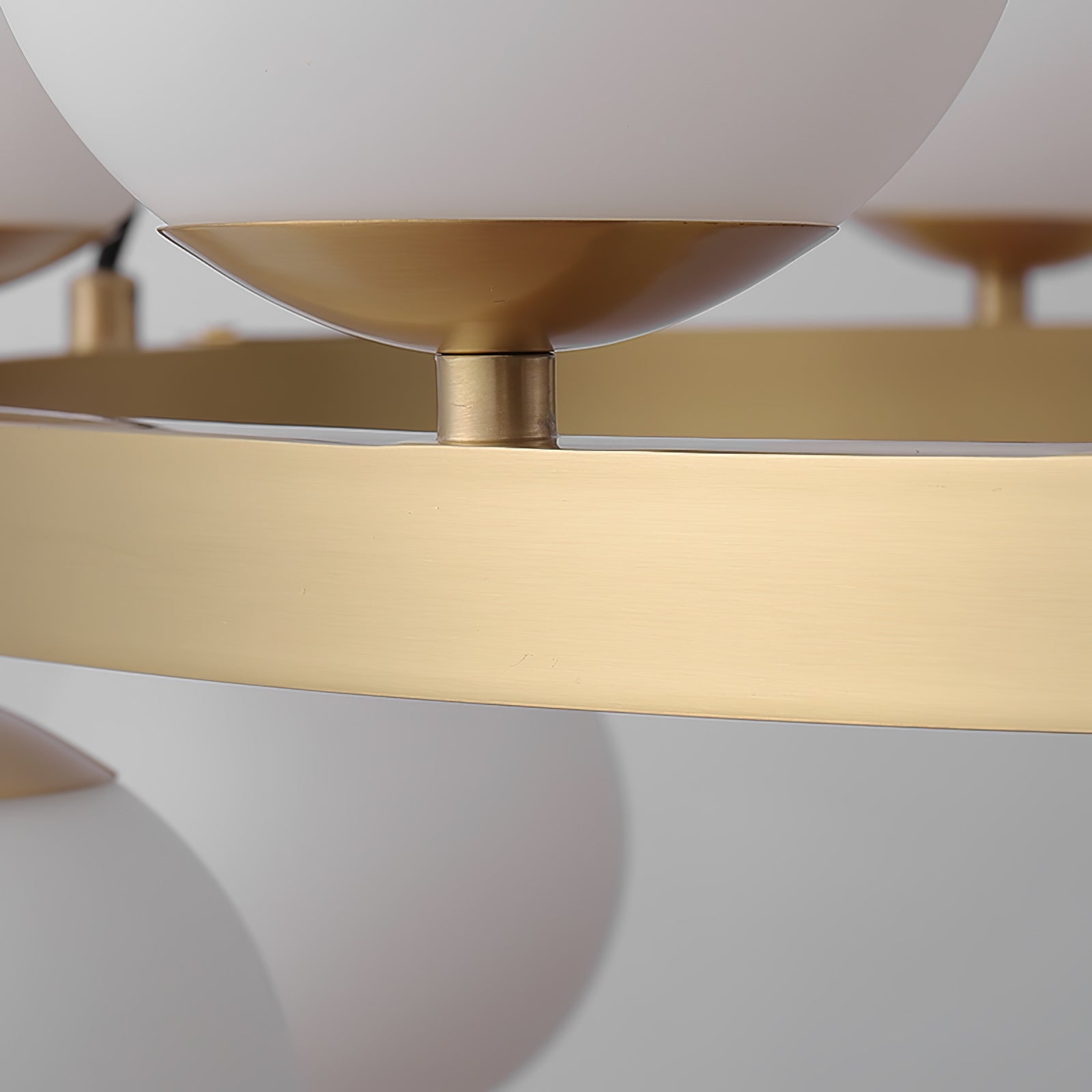 Aben Chandelier Globe Brass Ring-Neutral Decor