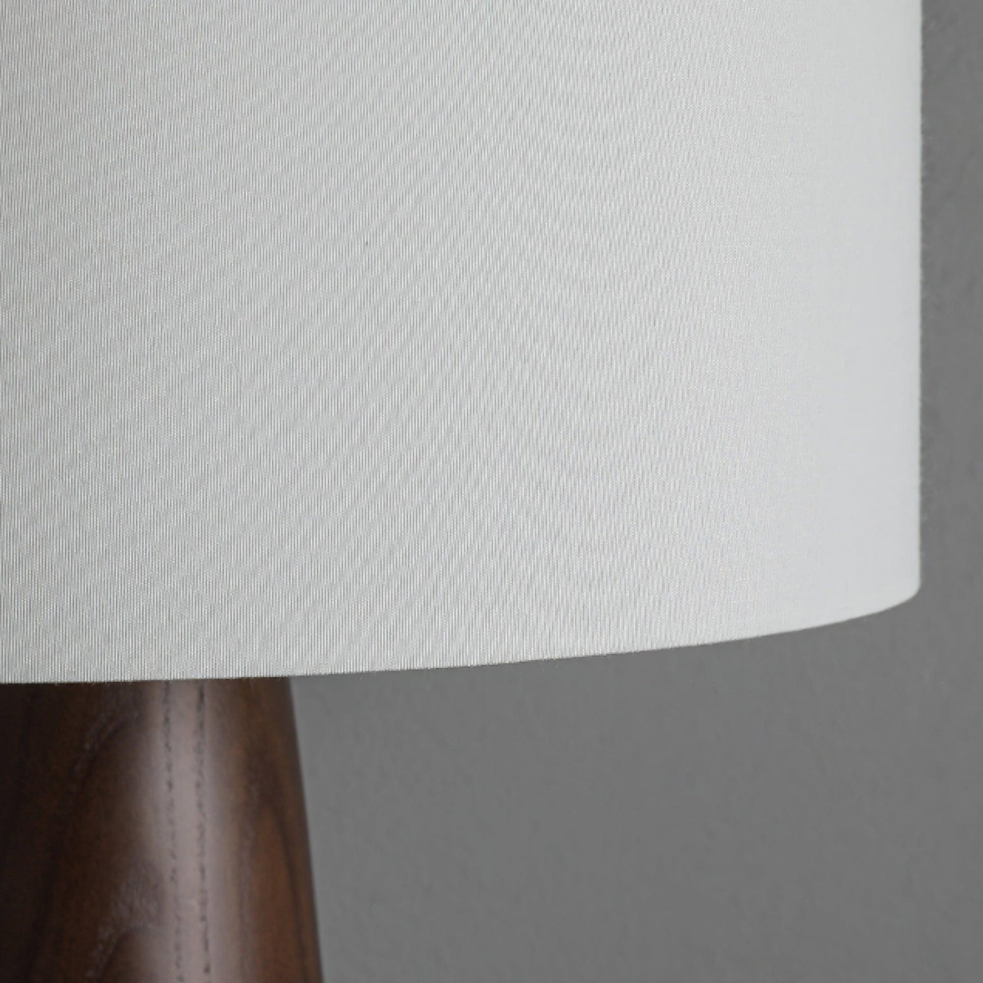 Ring Minimalist Wood Table Lamp-Neutral Decor
