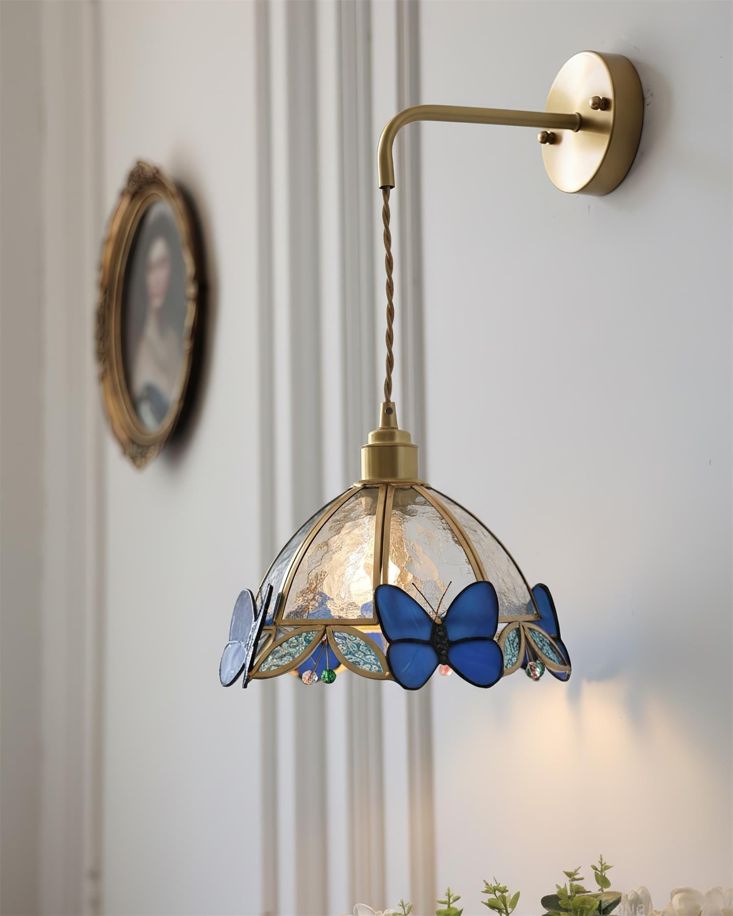 Mariposa Wall Lamp