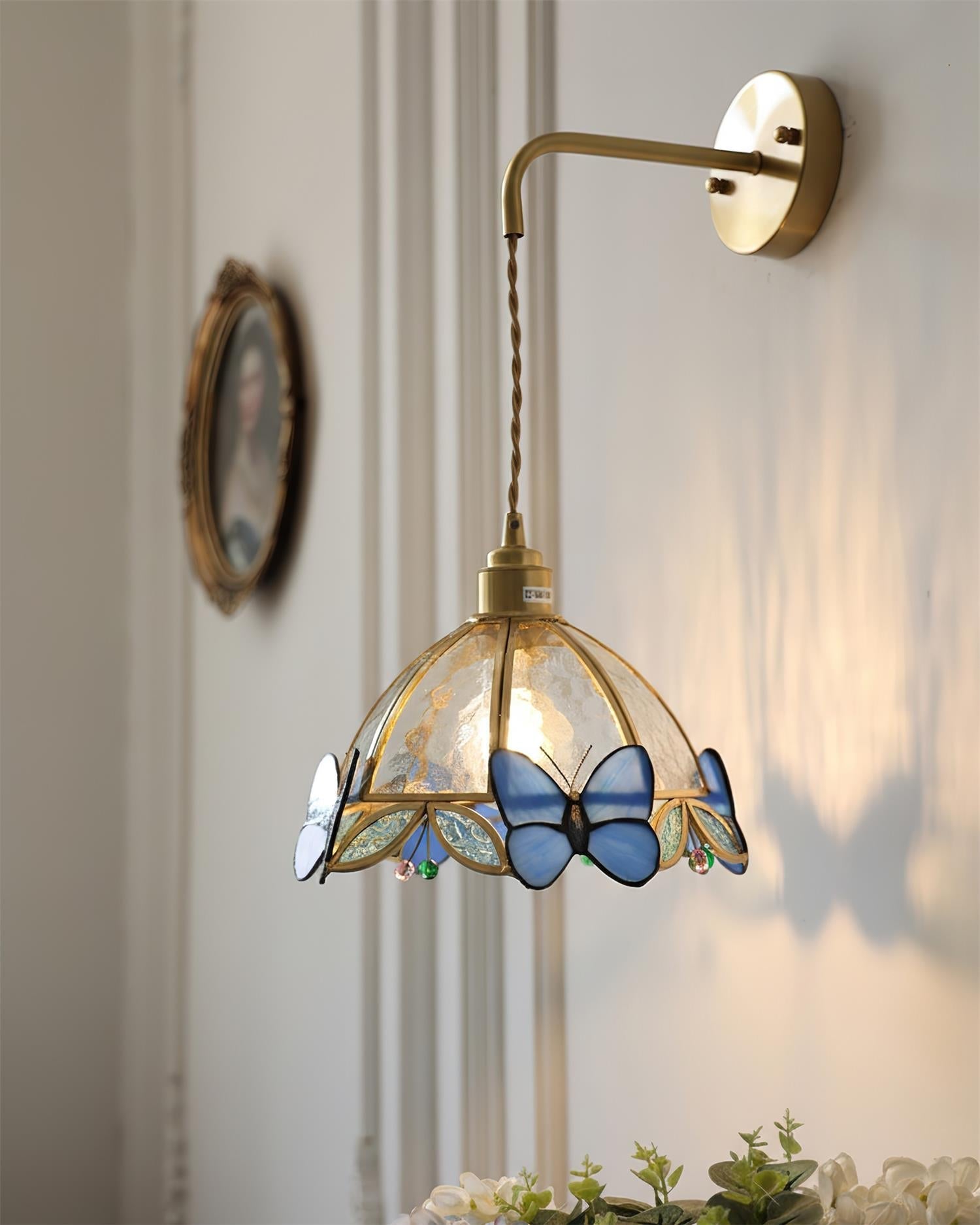 Mariposa Wall Lamp