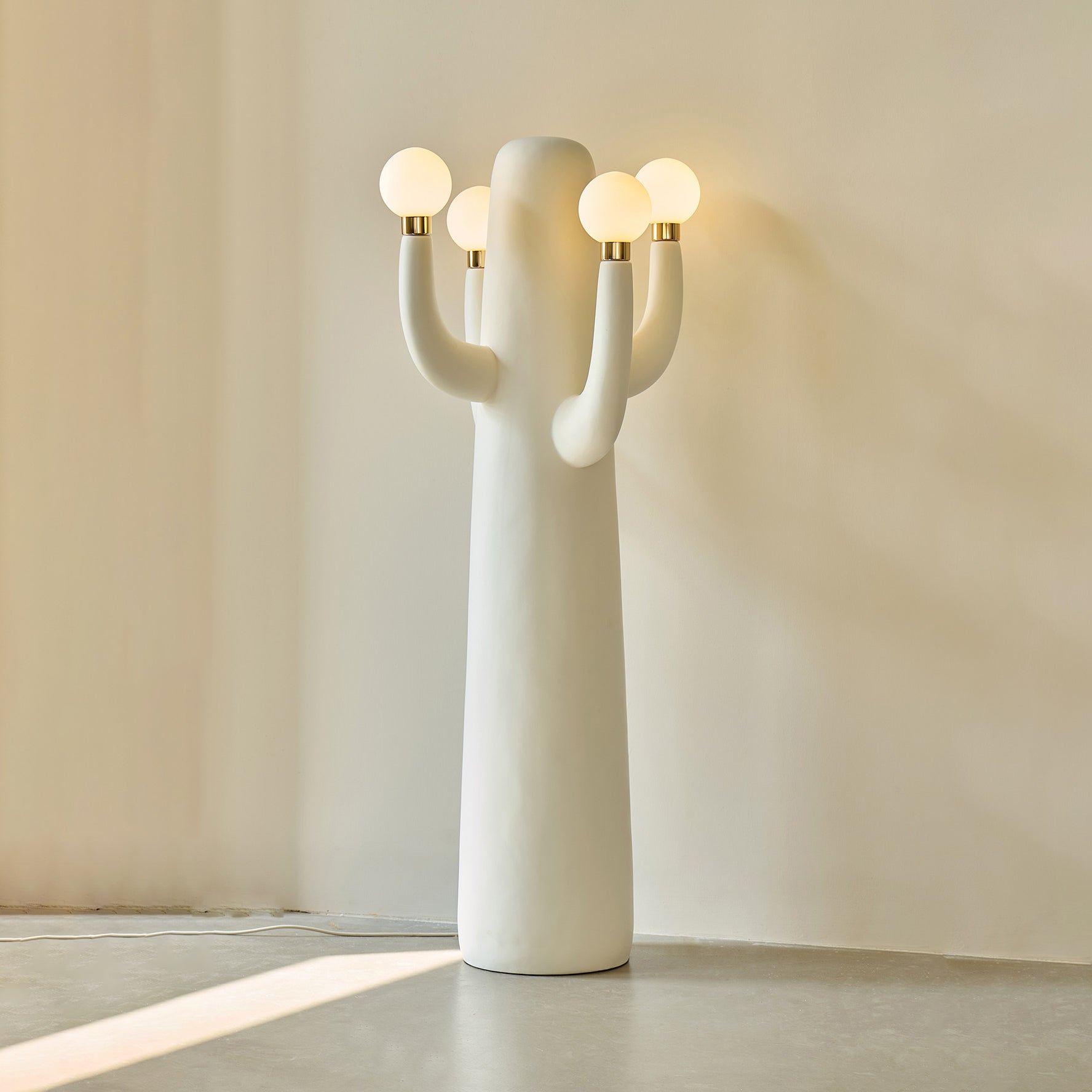 Elma Floor Light