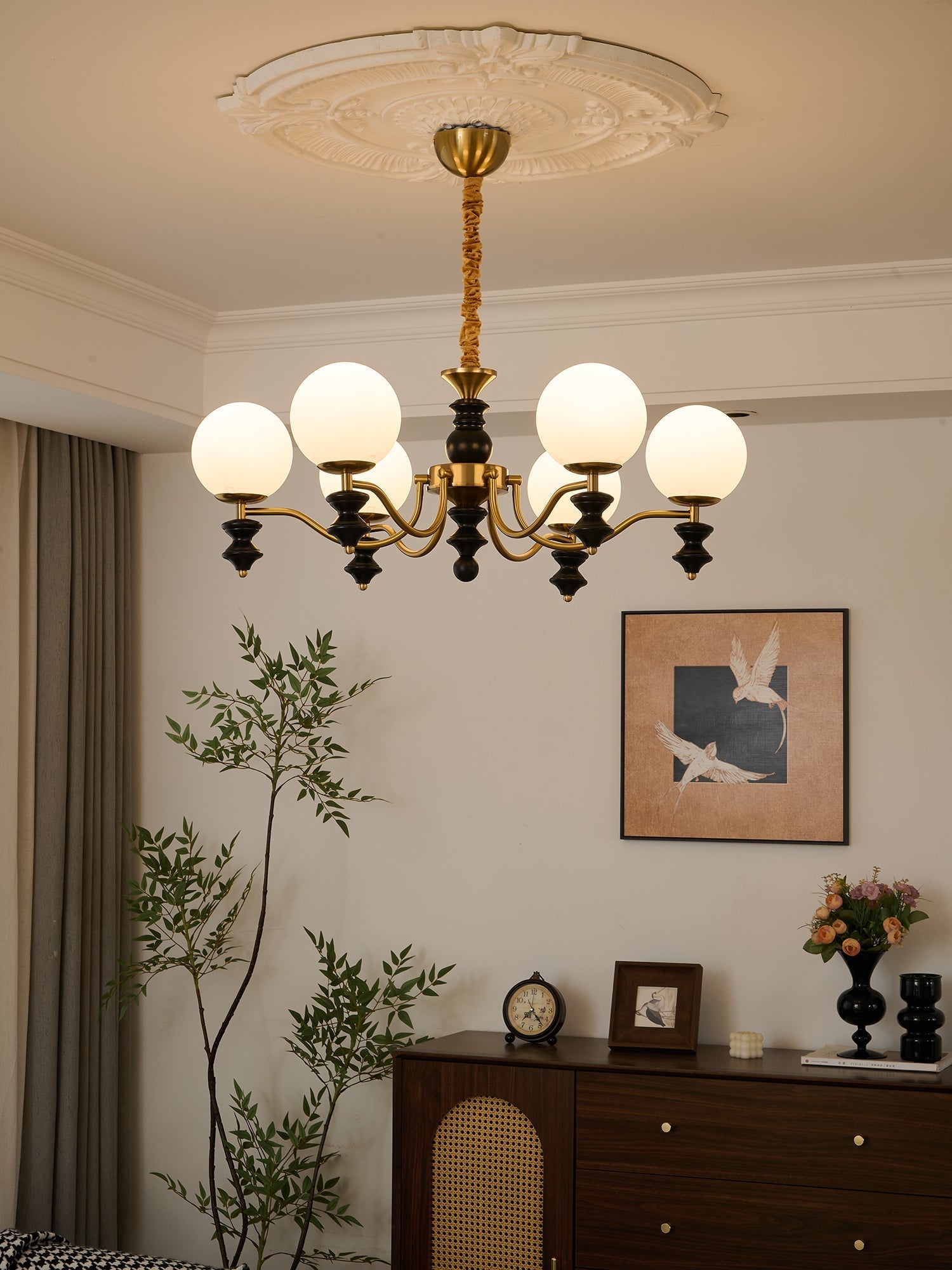Ordore Traditional Elegance Vintage Wood Chandelier-Neutral Decor