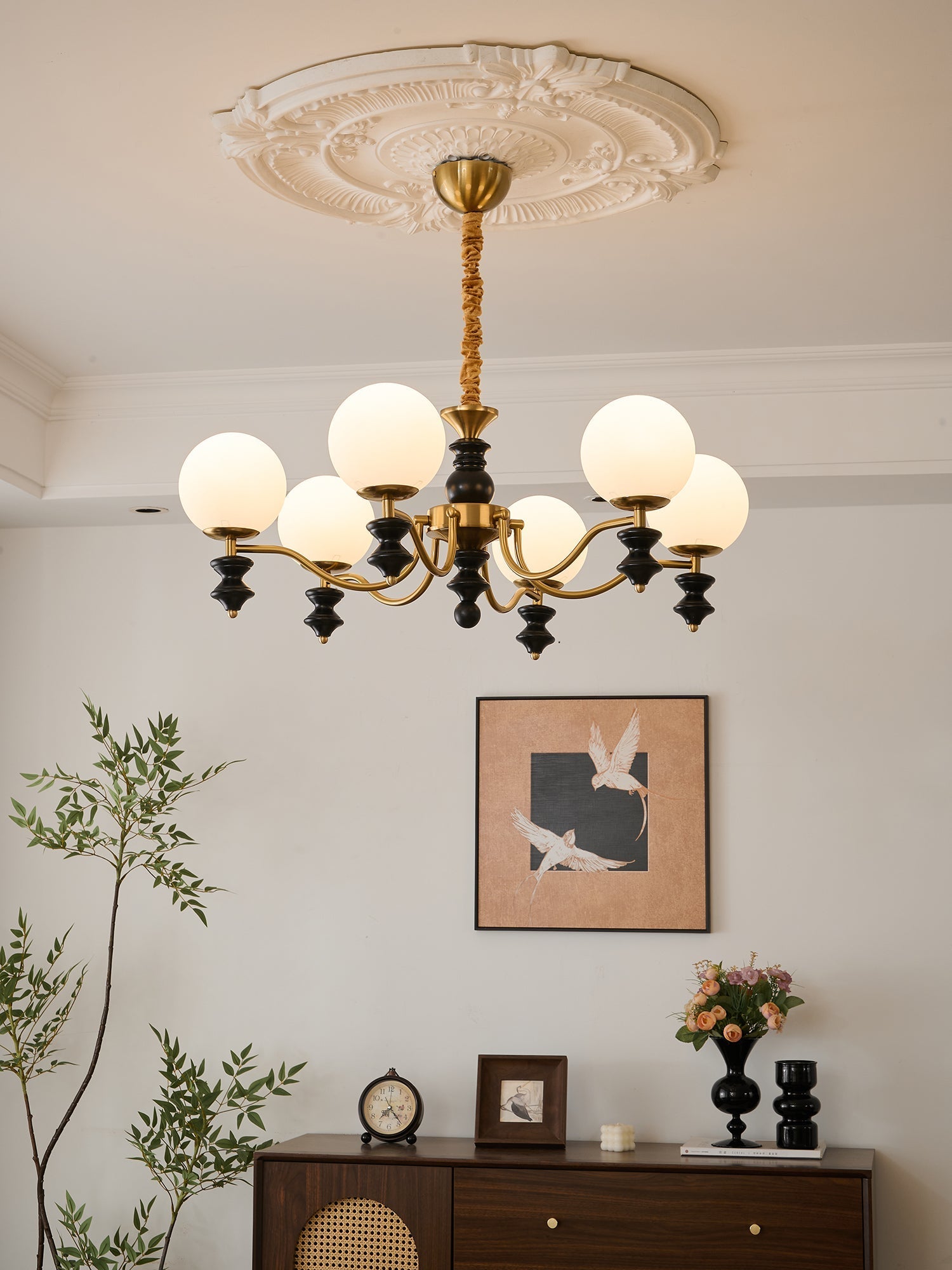 Ordore Traditional Elegance Vintage Wood Chandelier-Neutral Decor
