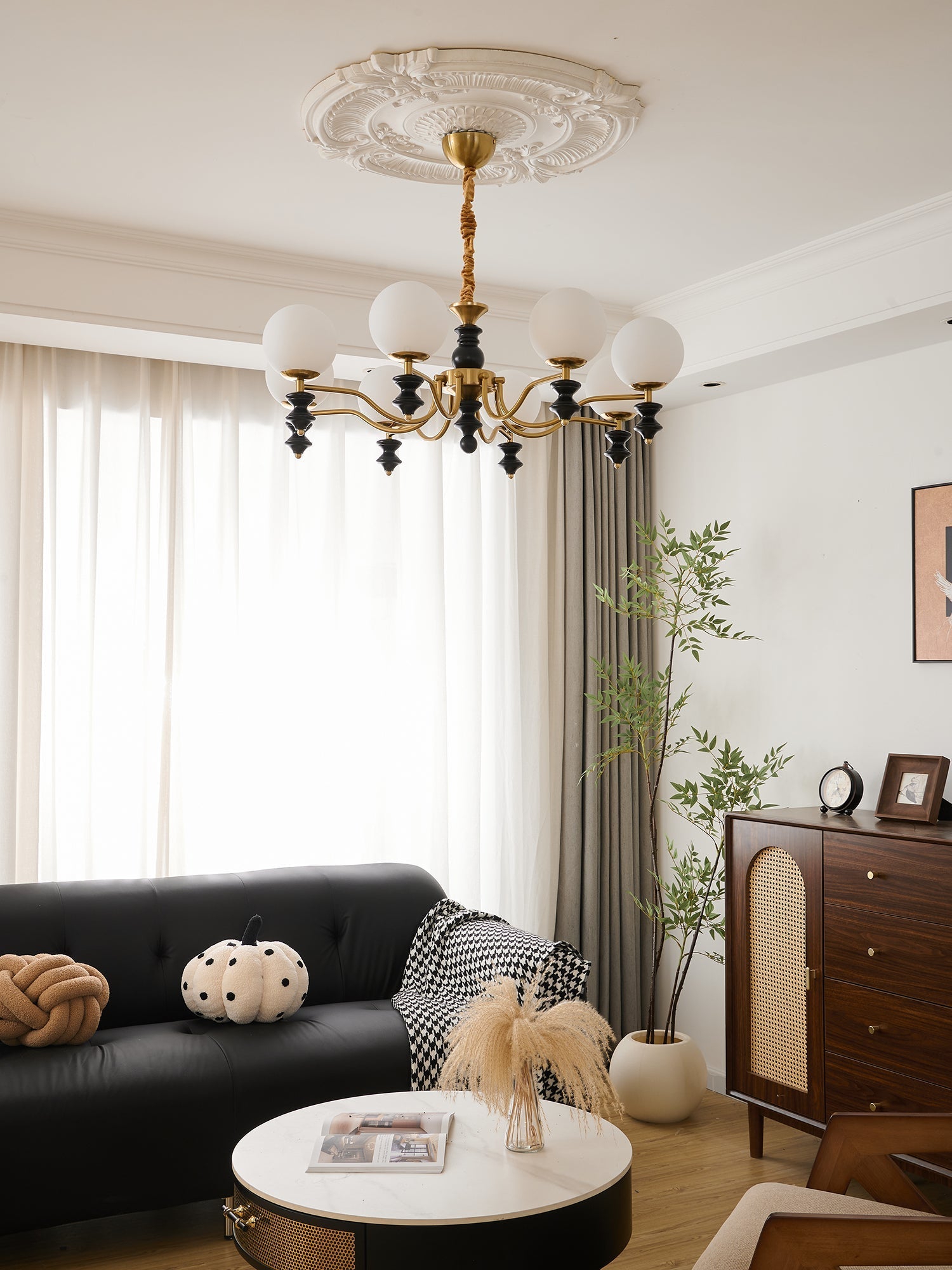 Ordore Traditional Elegance Vintage Wood Chandelier-Neutral Decor