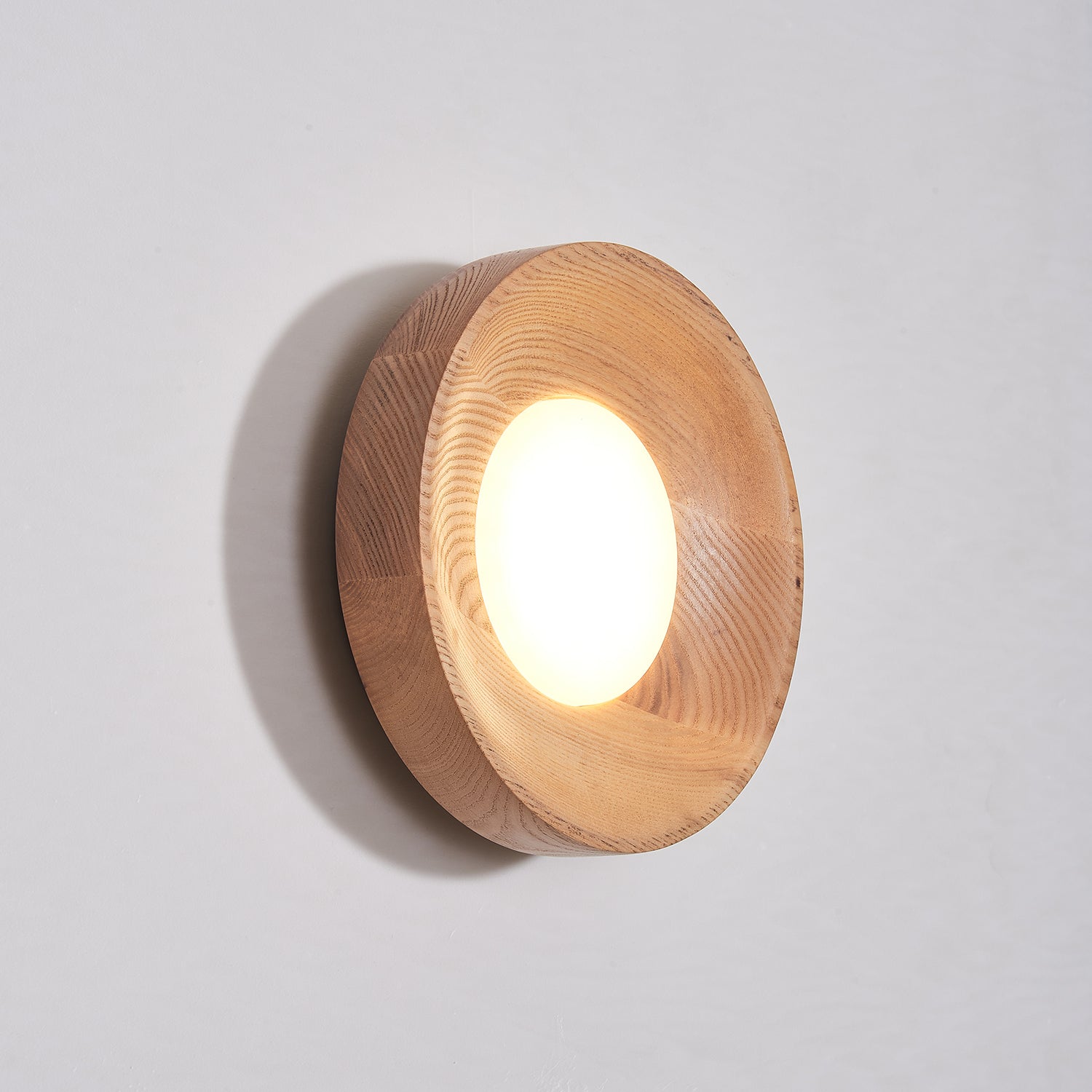 Lustra Wall Lamp Walnut Wood Acrylic-Neutral Decor