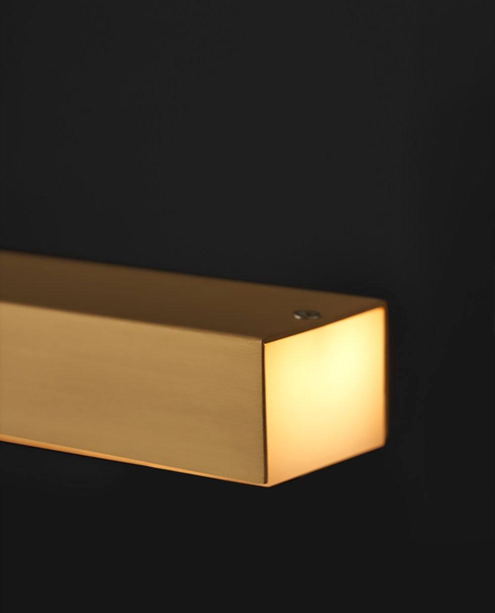 Firdes Artistic Brass Lamp-Neutral Decor