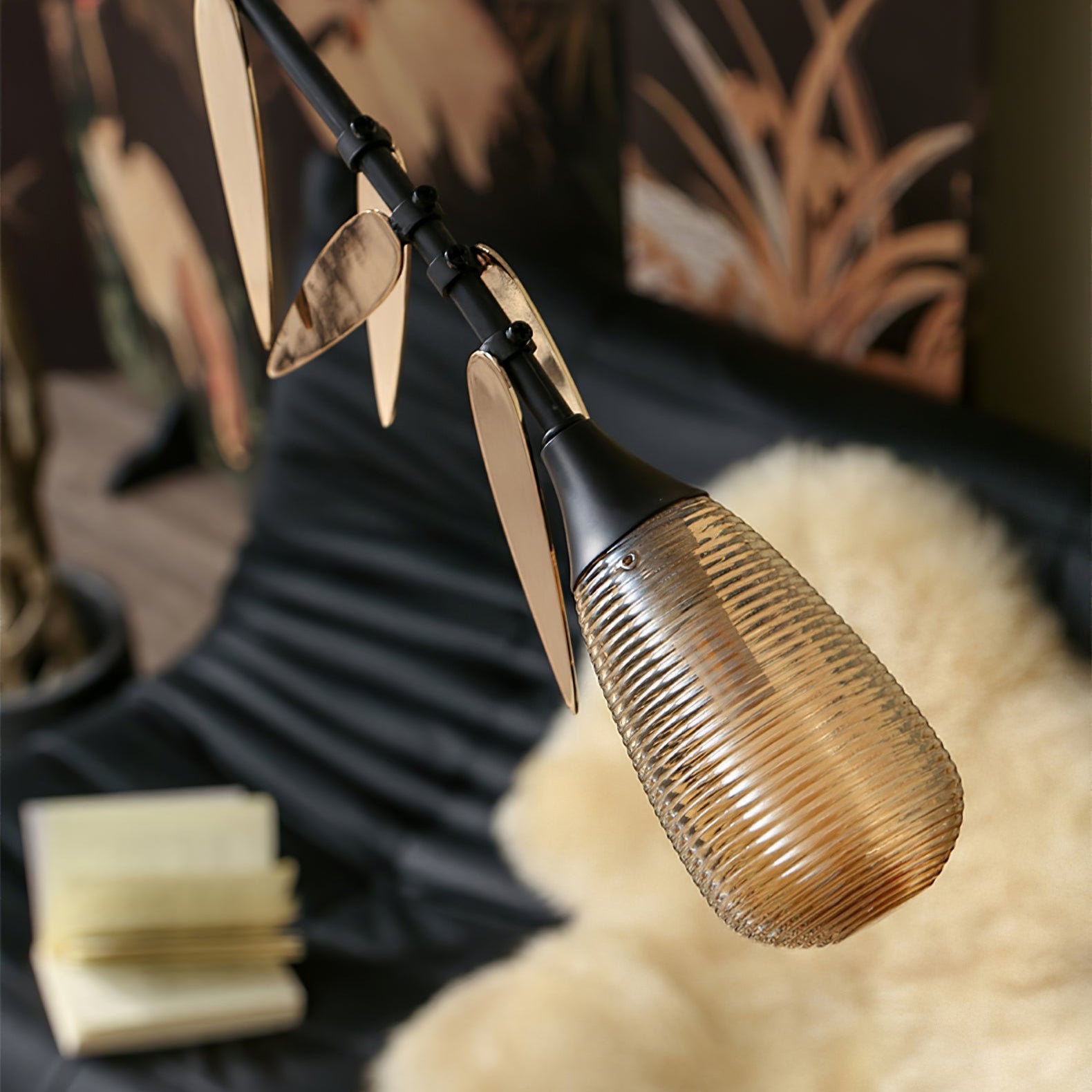 FloraCurv Glass Artisan Pendant Light-Neutral Decor