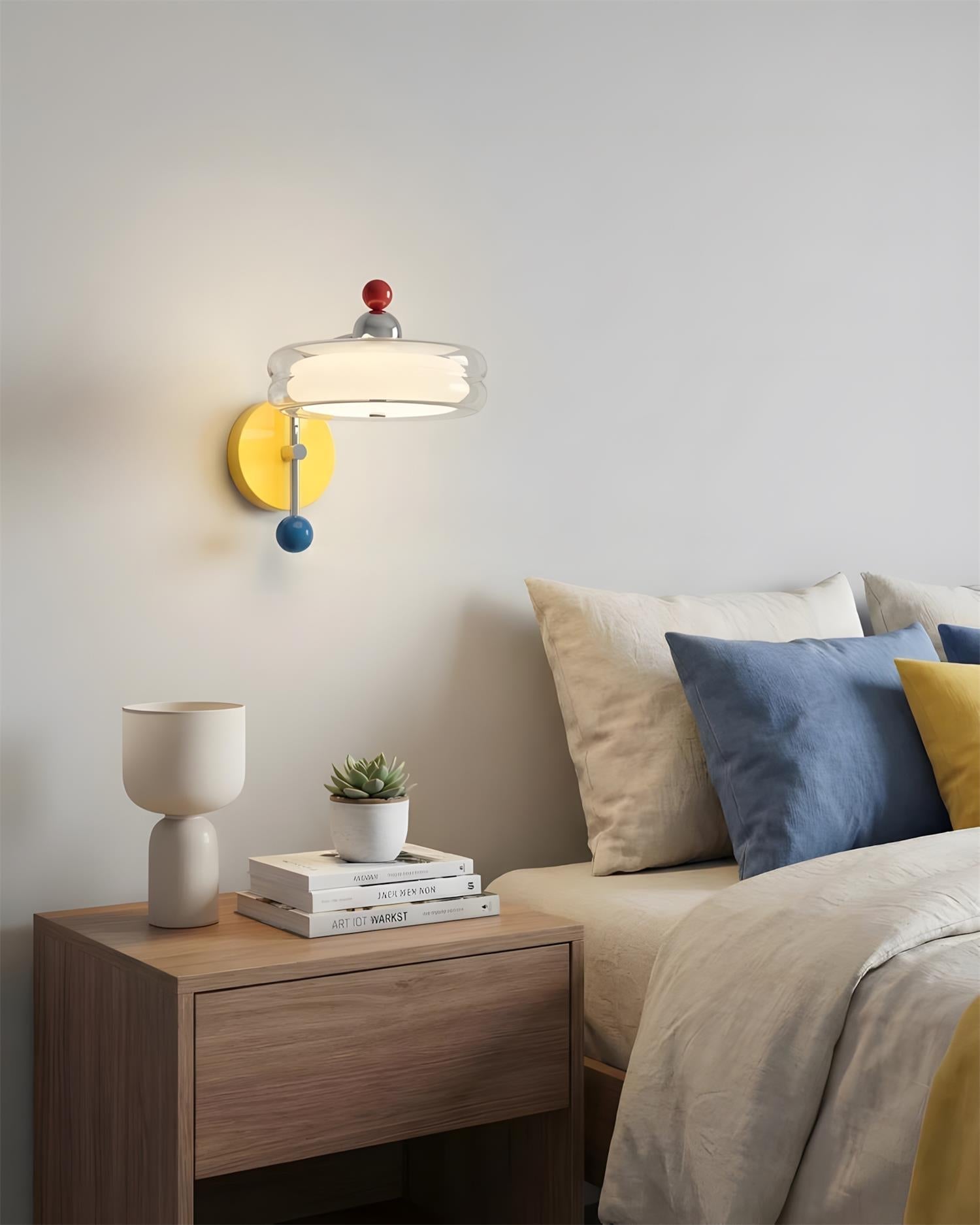 Juno Wall Lamp