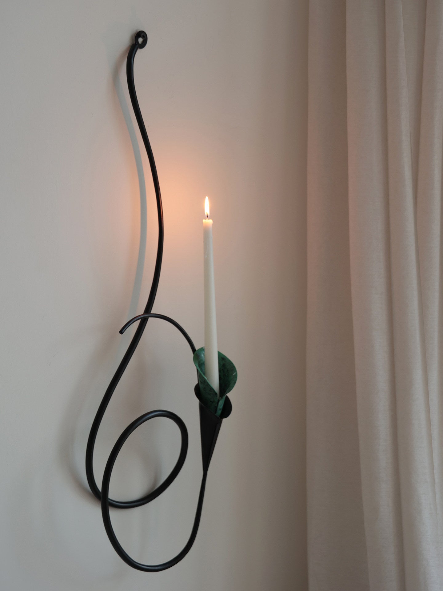 Calla Lily Candle Holder-Neutral Decor
