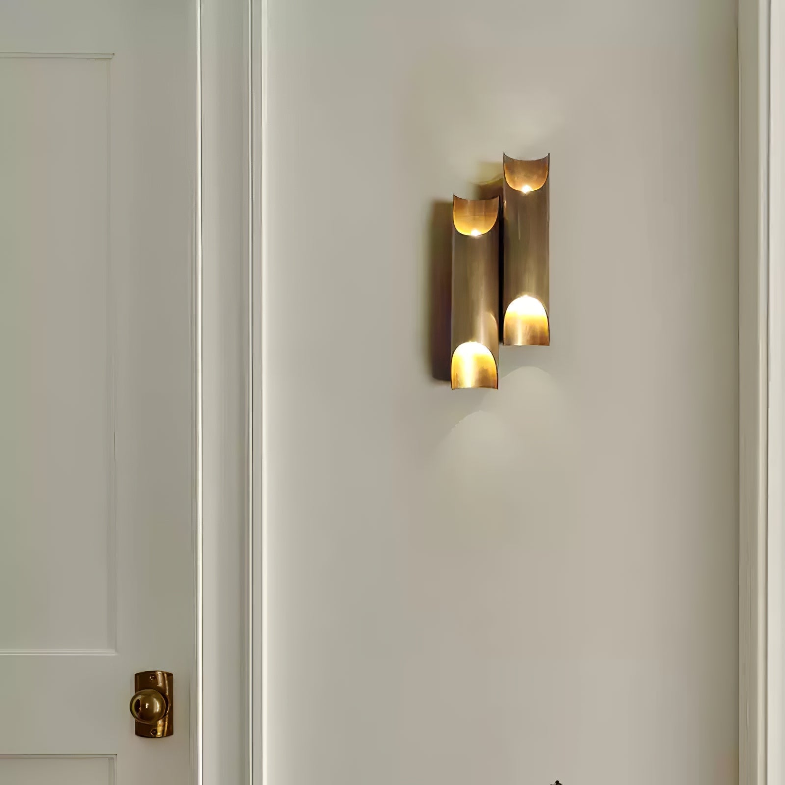 Zodoran Traditional Brass Wall Lamp-Neutral Decor