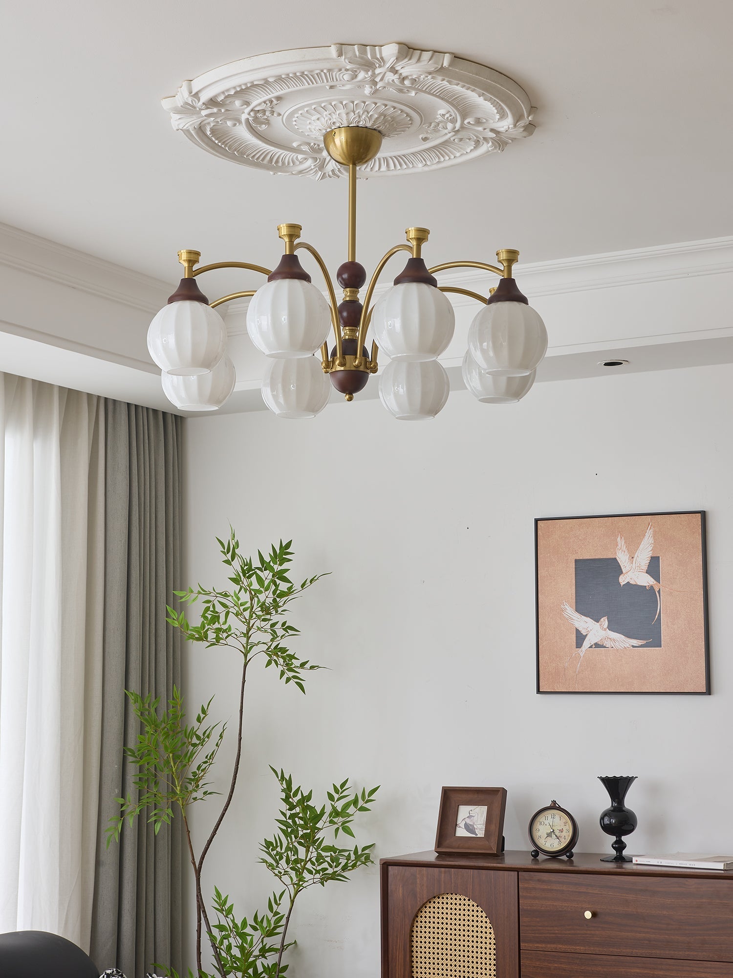 Illoros Traditional Elegance Wood Chandelier-Neutral Decor
