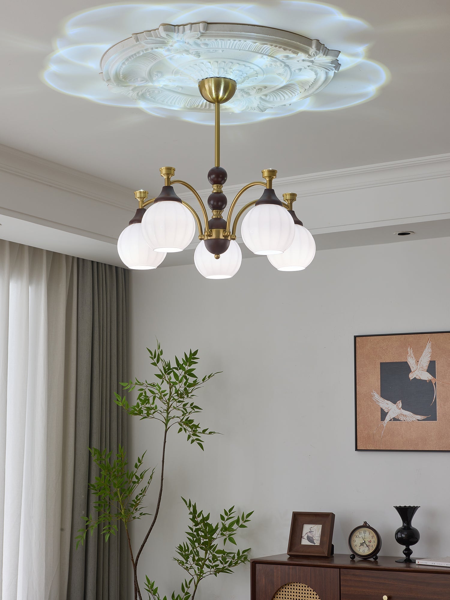 Illoros Traditional Elegance Wood Chandelier-Neutral Decor