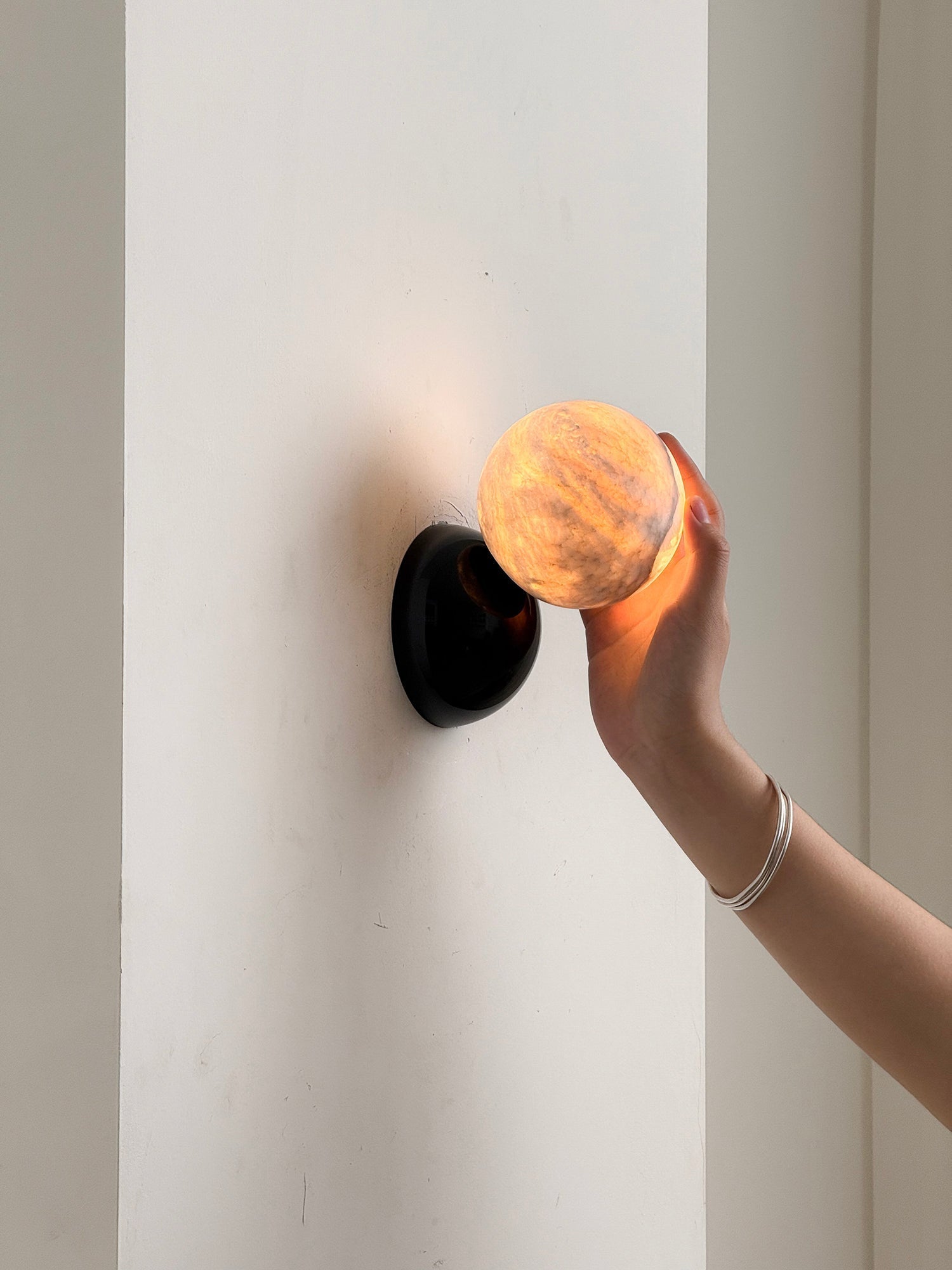 Aurelia Wall Lamp