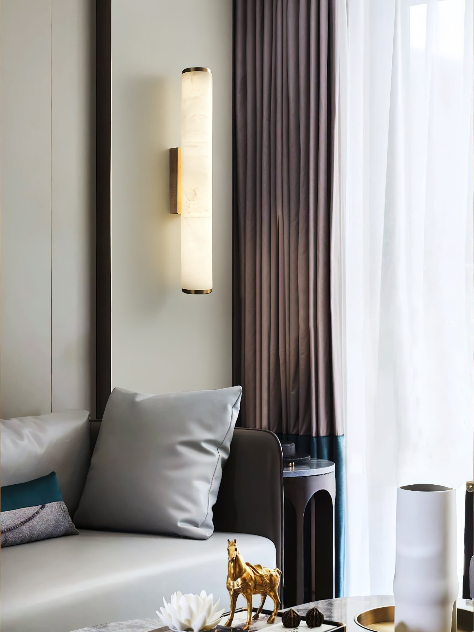 Solenne Wall Lamp