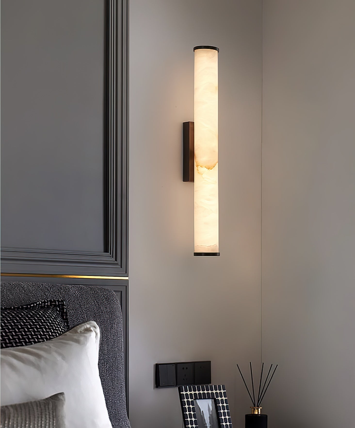 Solenne Wall Lamp
