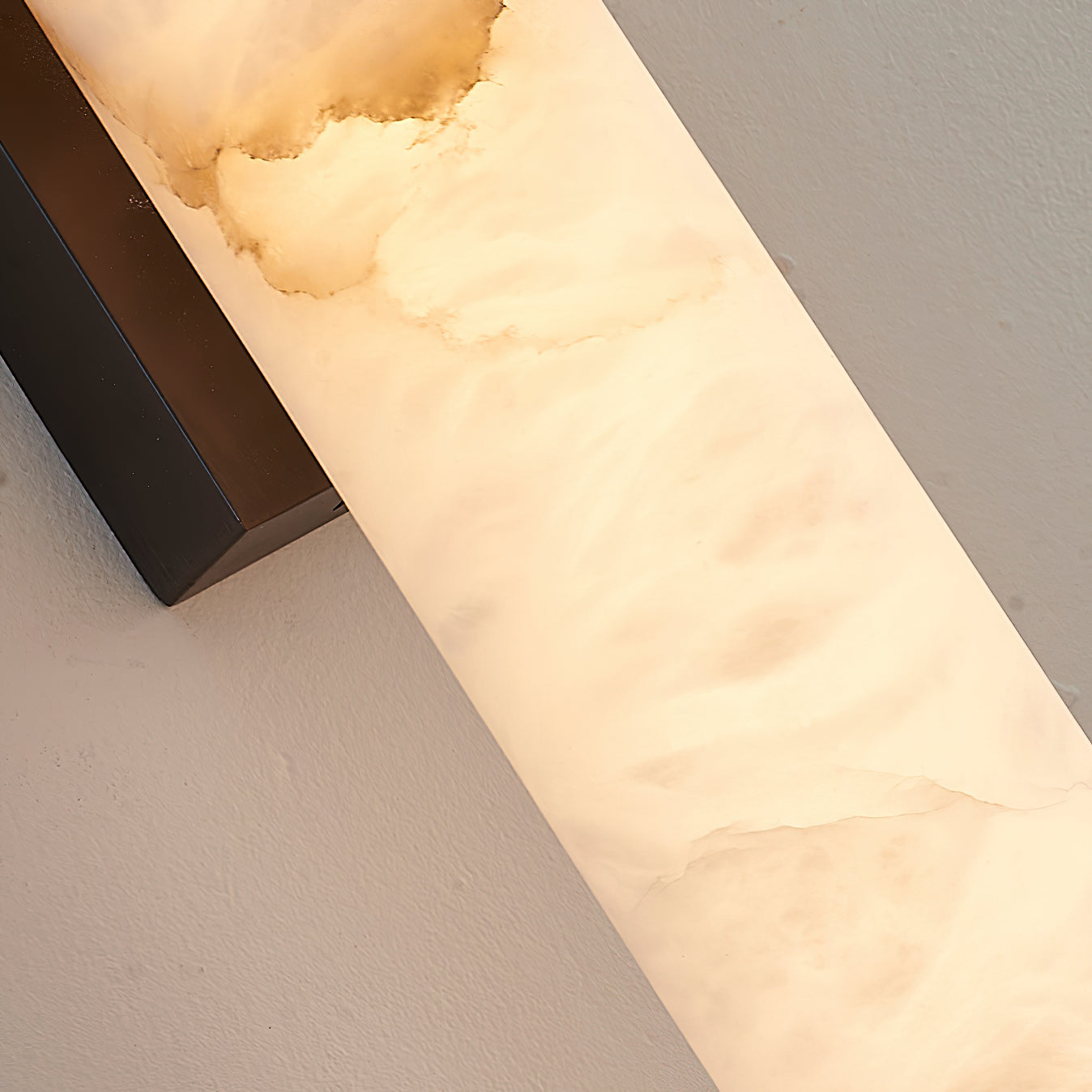 Solenne Wall Lamp