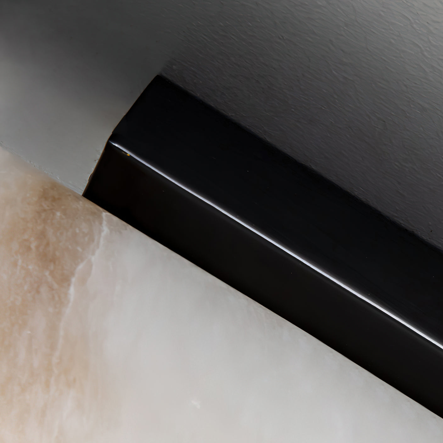 Solenne Wall Lamp