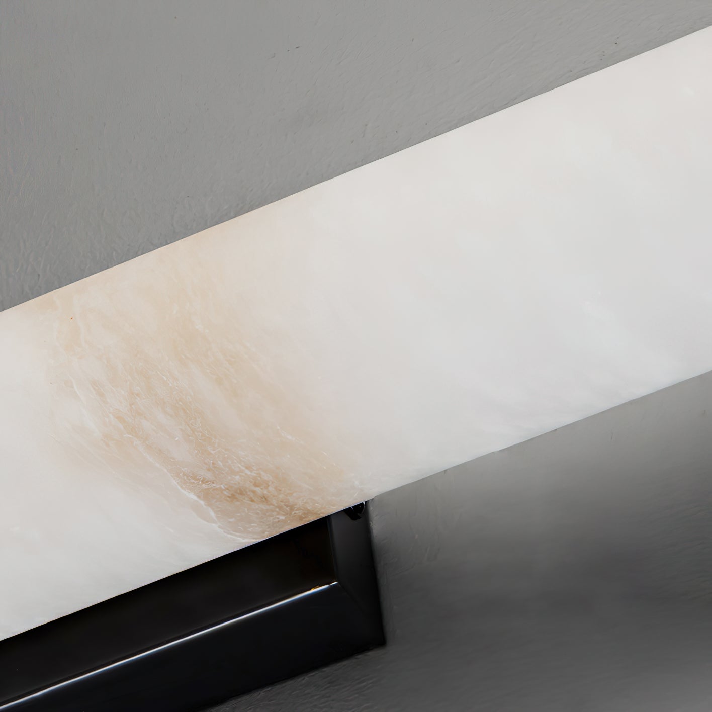 Solenne Wall Lamp