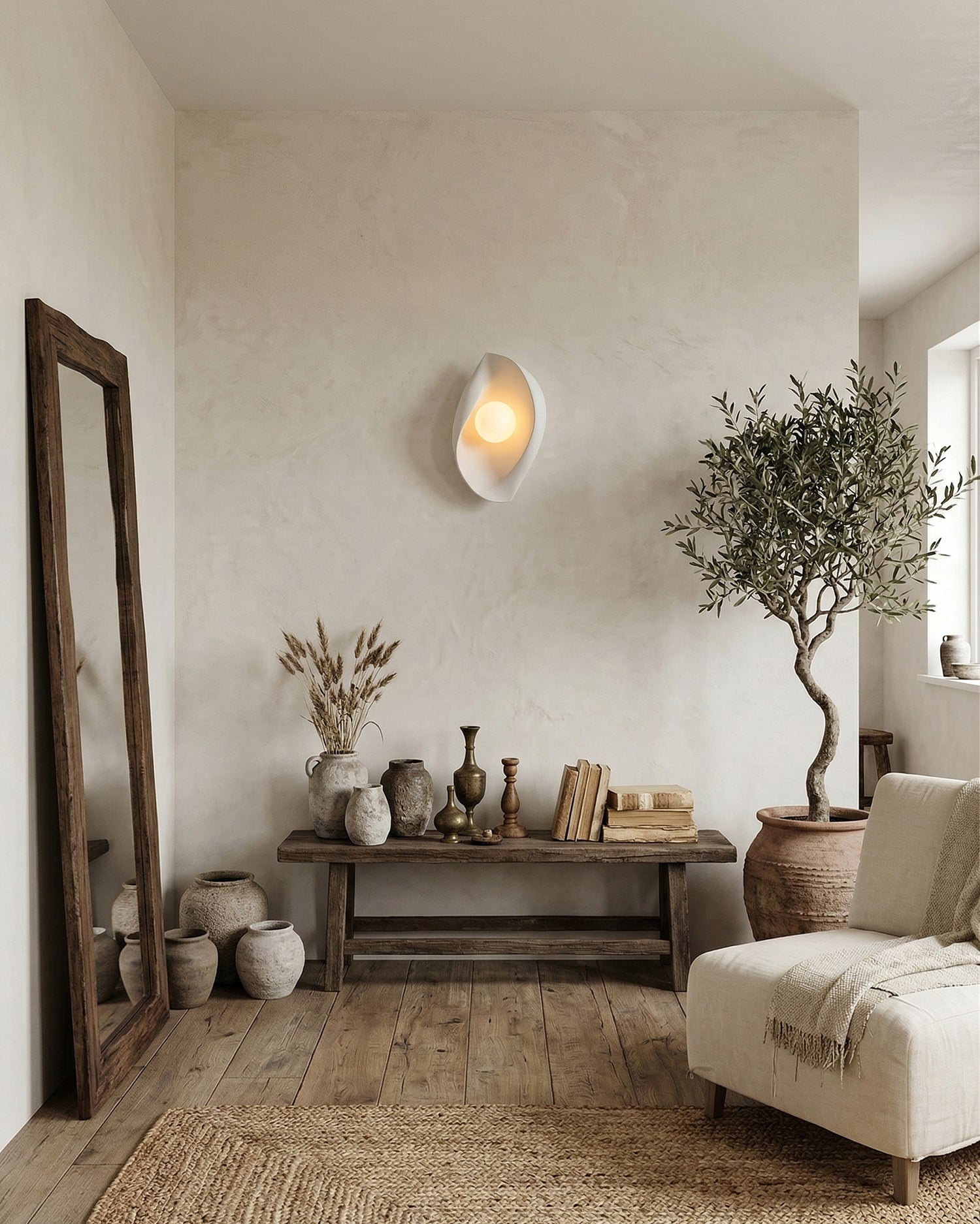 Calla Wall Lamp