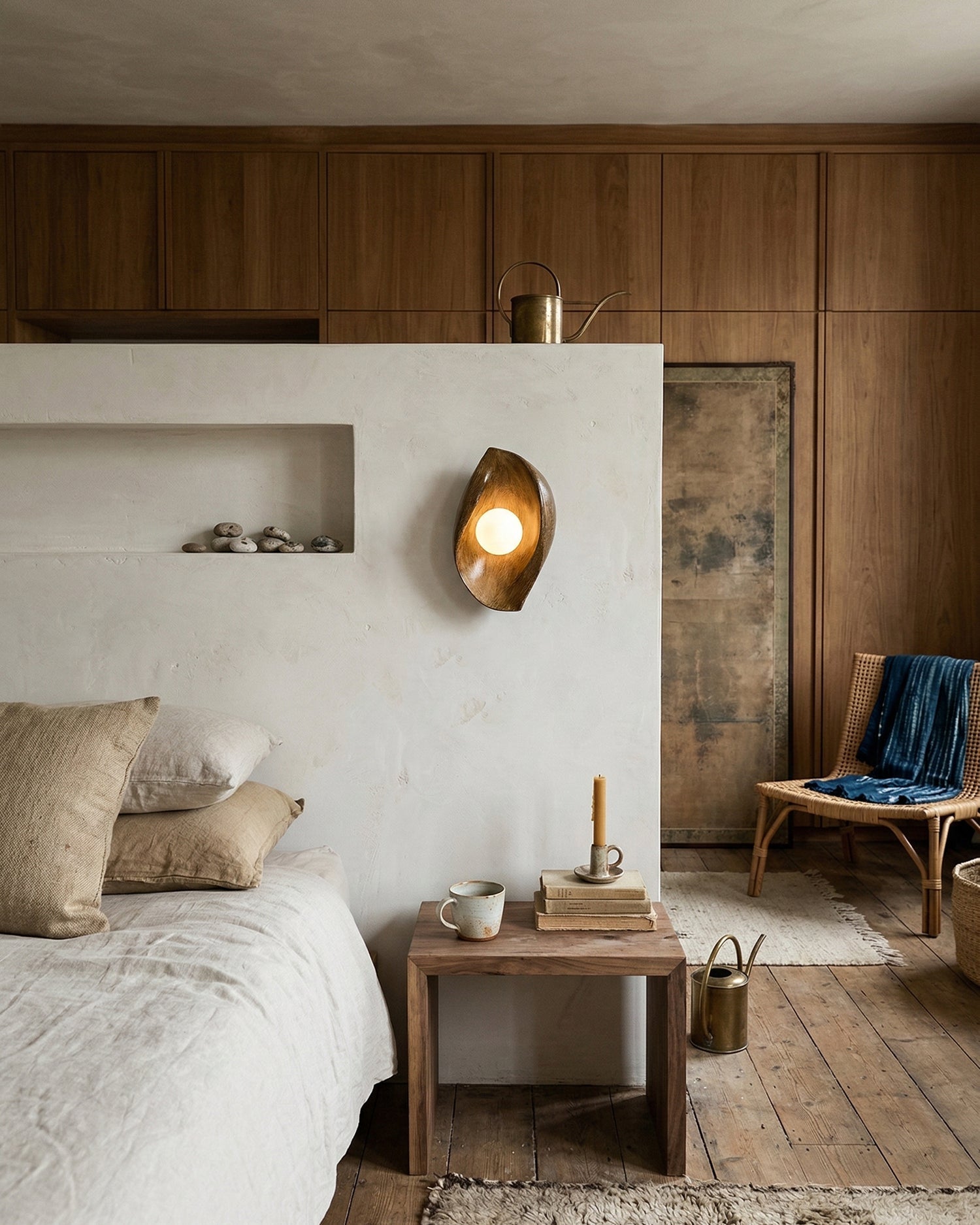 Calla Wall Lamp