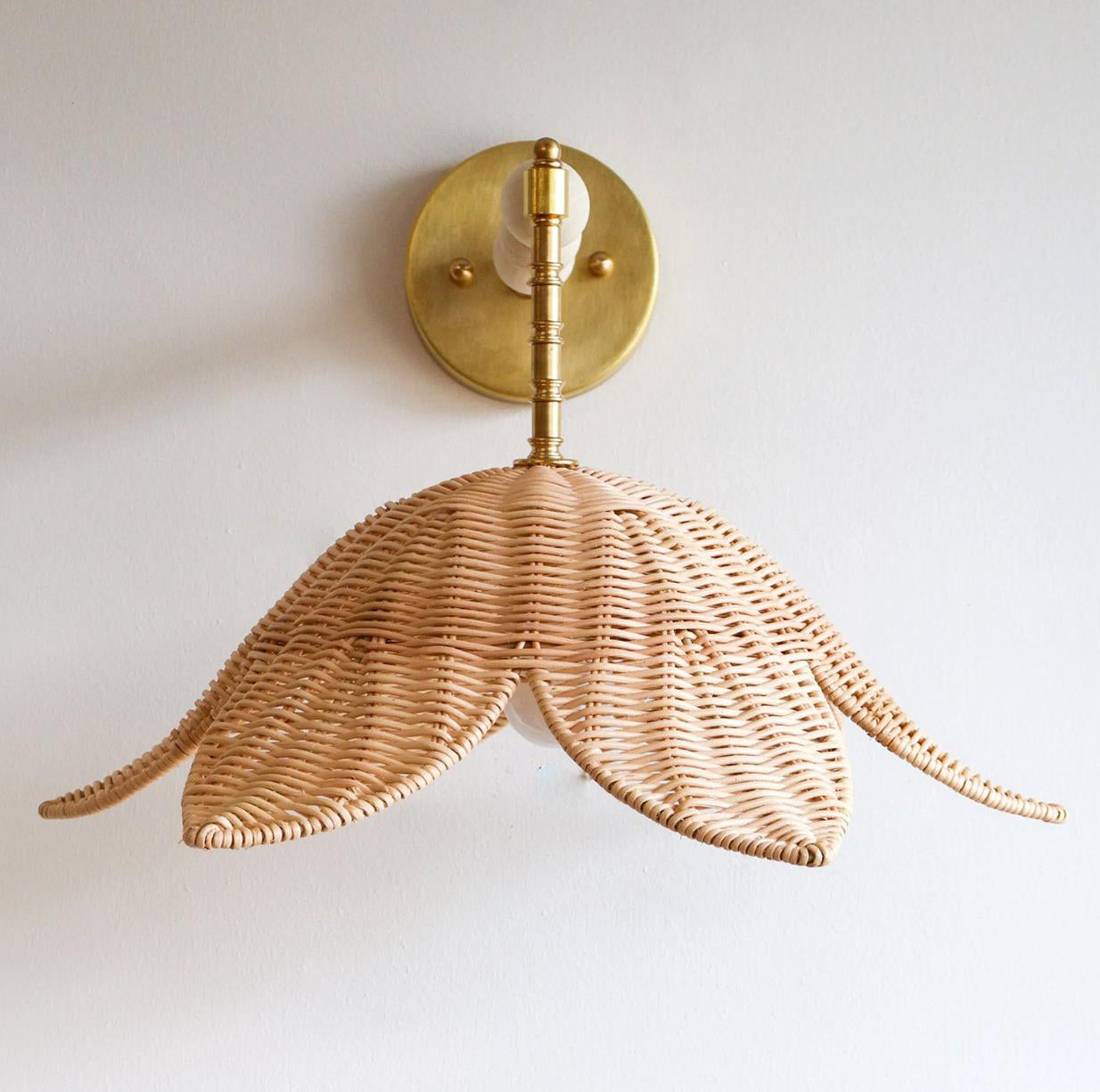 Aureole Wall Sconce