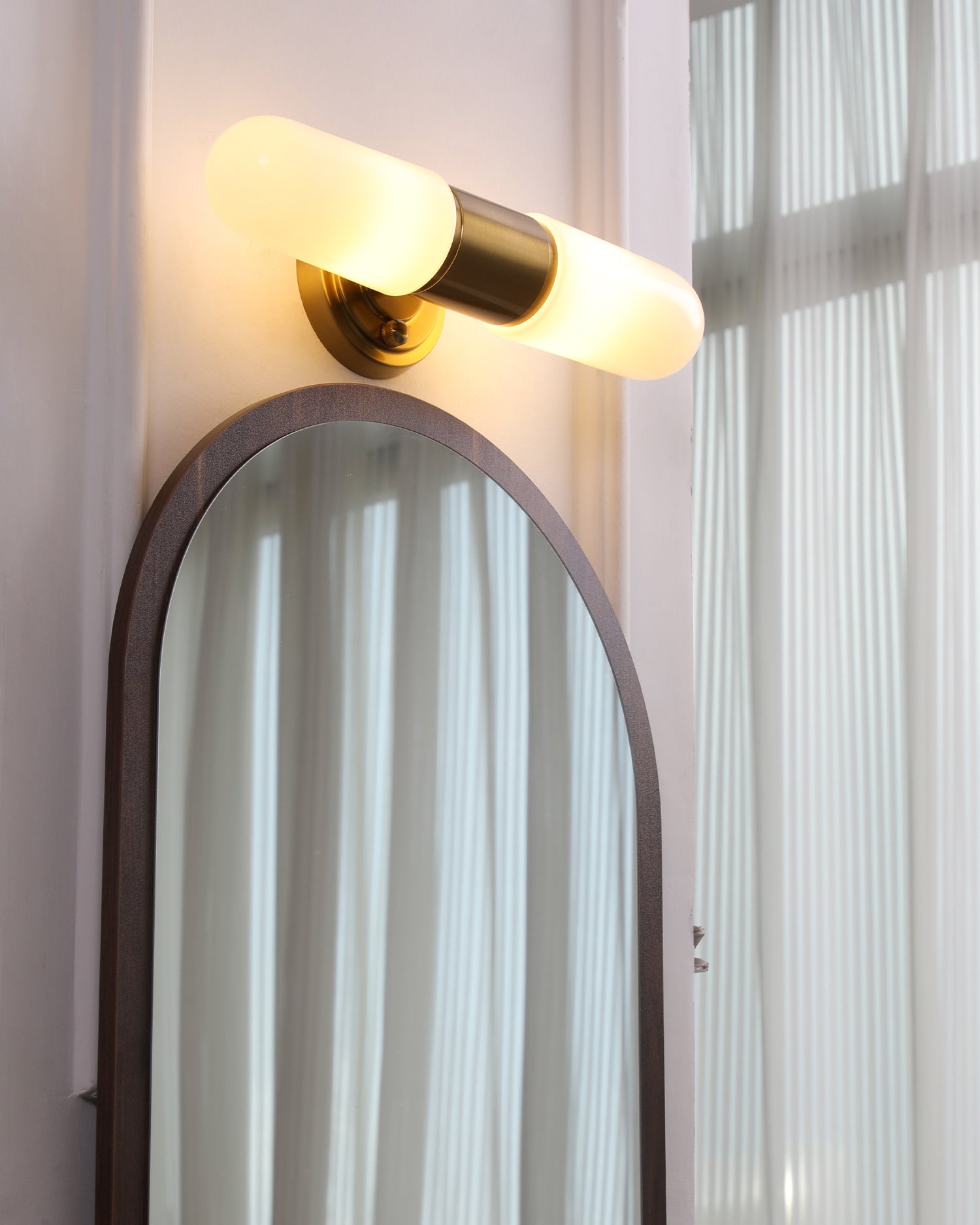 Felix Wall Lamp