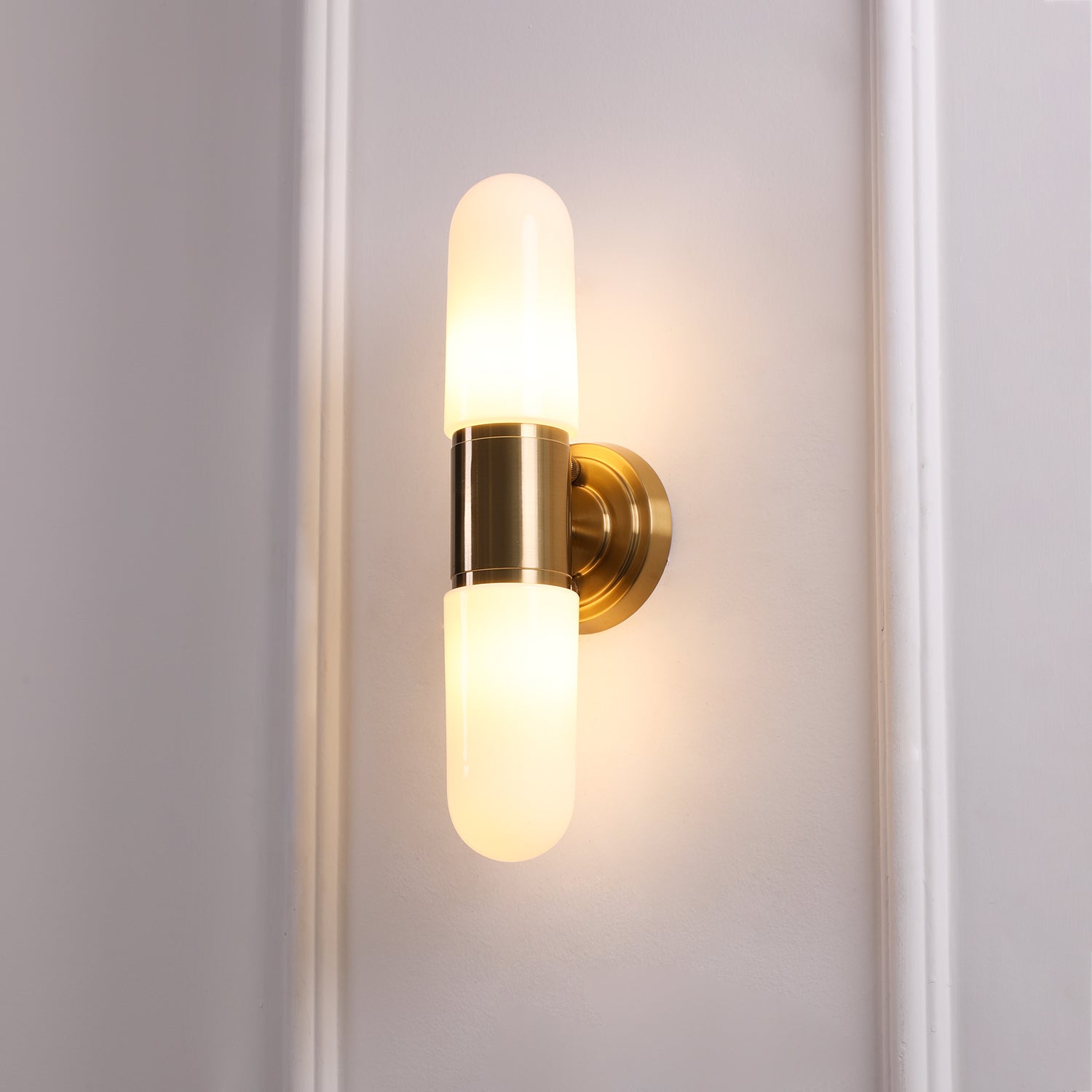 Felix Wall Lamp