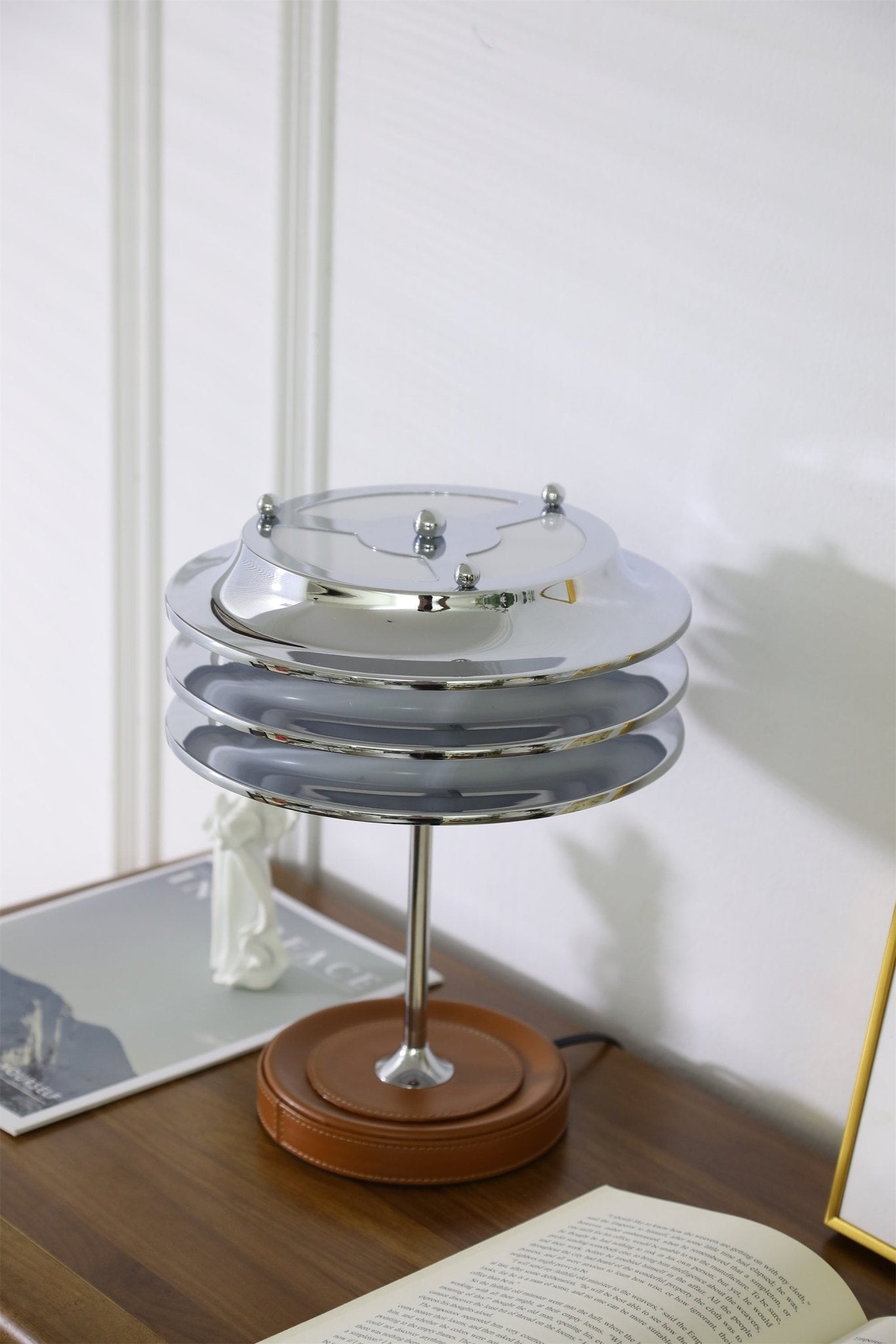 Kaelux Table Lamp-Neutral Decor