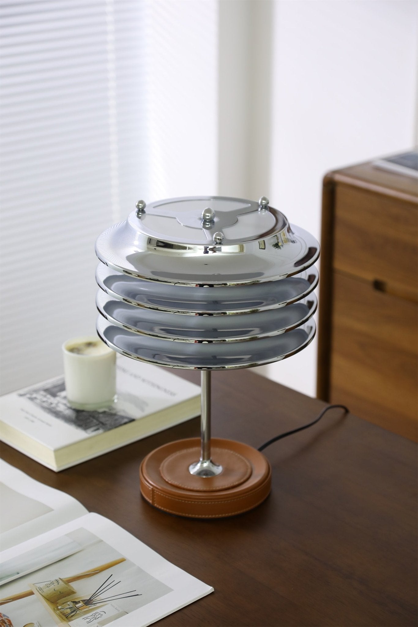 Kaelux Table Lamp-Neutral Decor
