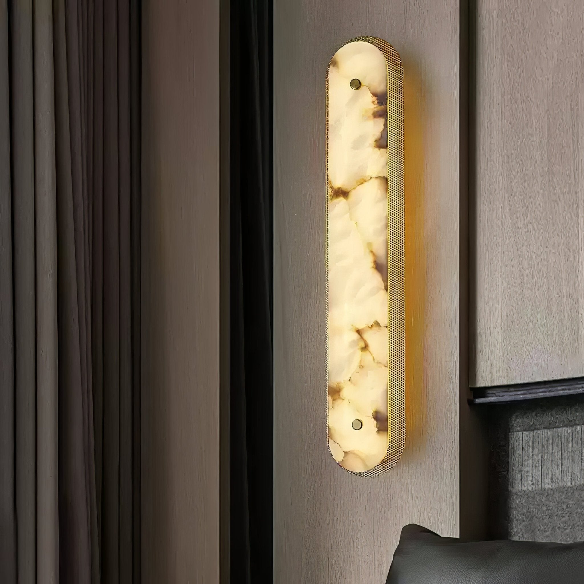 Erthee Linear Alabaster Wall Light-Neutral Decor