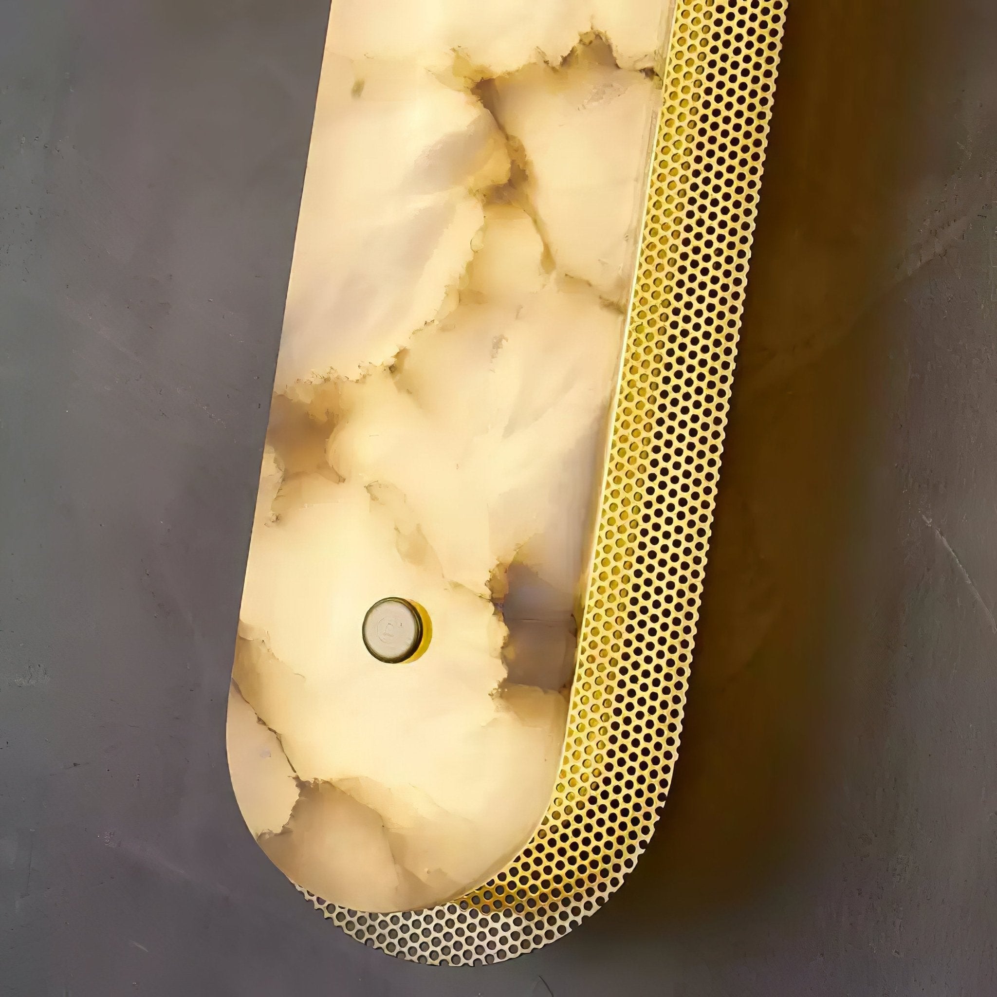 Erthee Linear Alabaster Wall Light-Neutral Decor