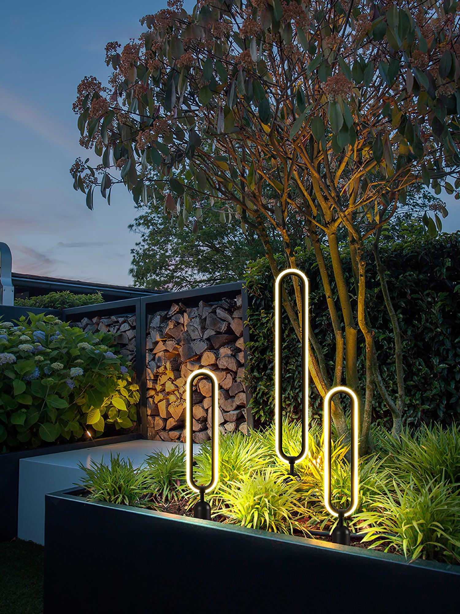 Ovalor Black Garden Outdoor Light-Neutral Decor