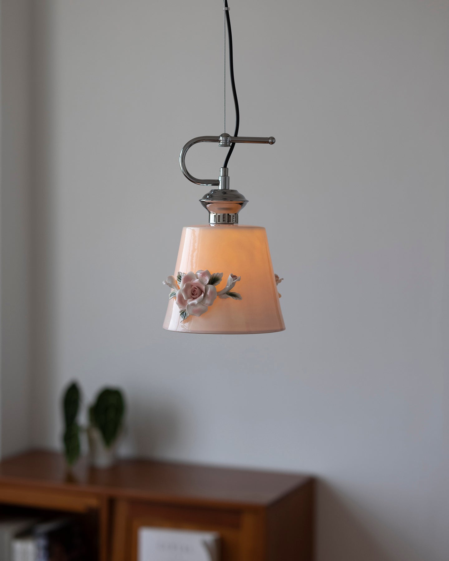 Rosvah Pendant Light