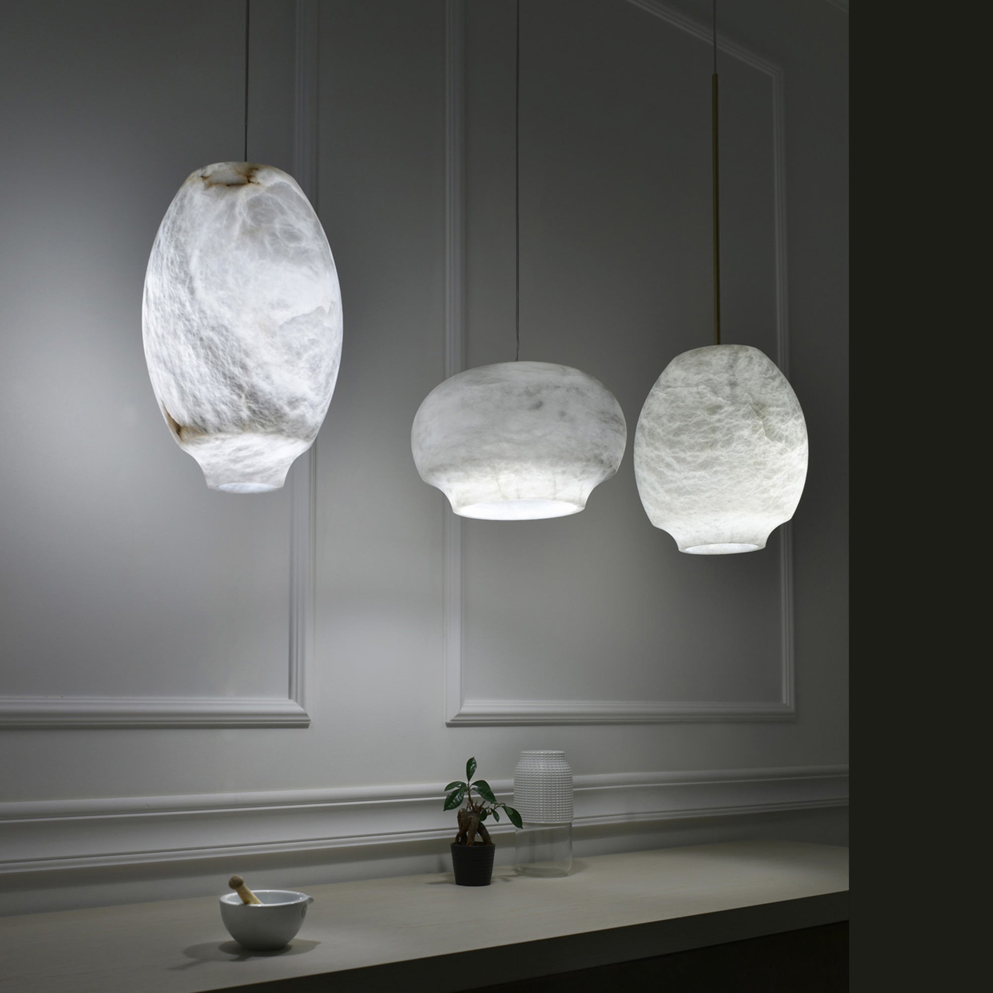 Thalia Minimalist Alabaster Pendant Light-Neutral Decor