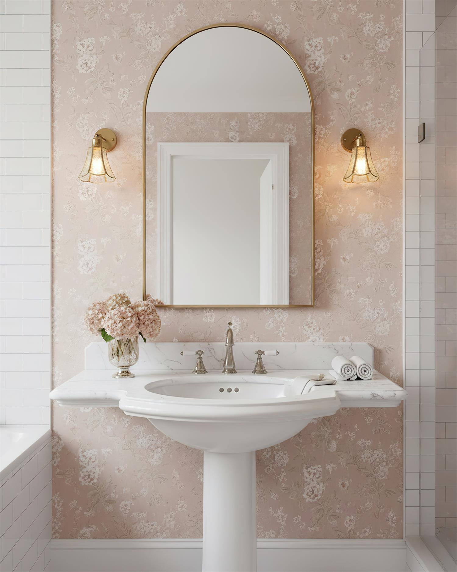 Ottilie Wall Lamp
