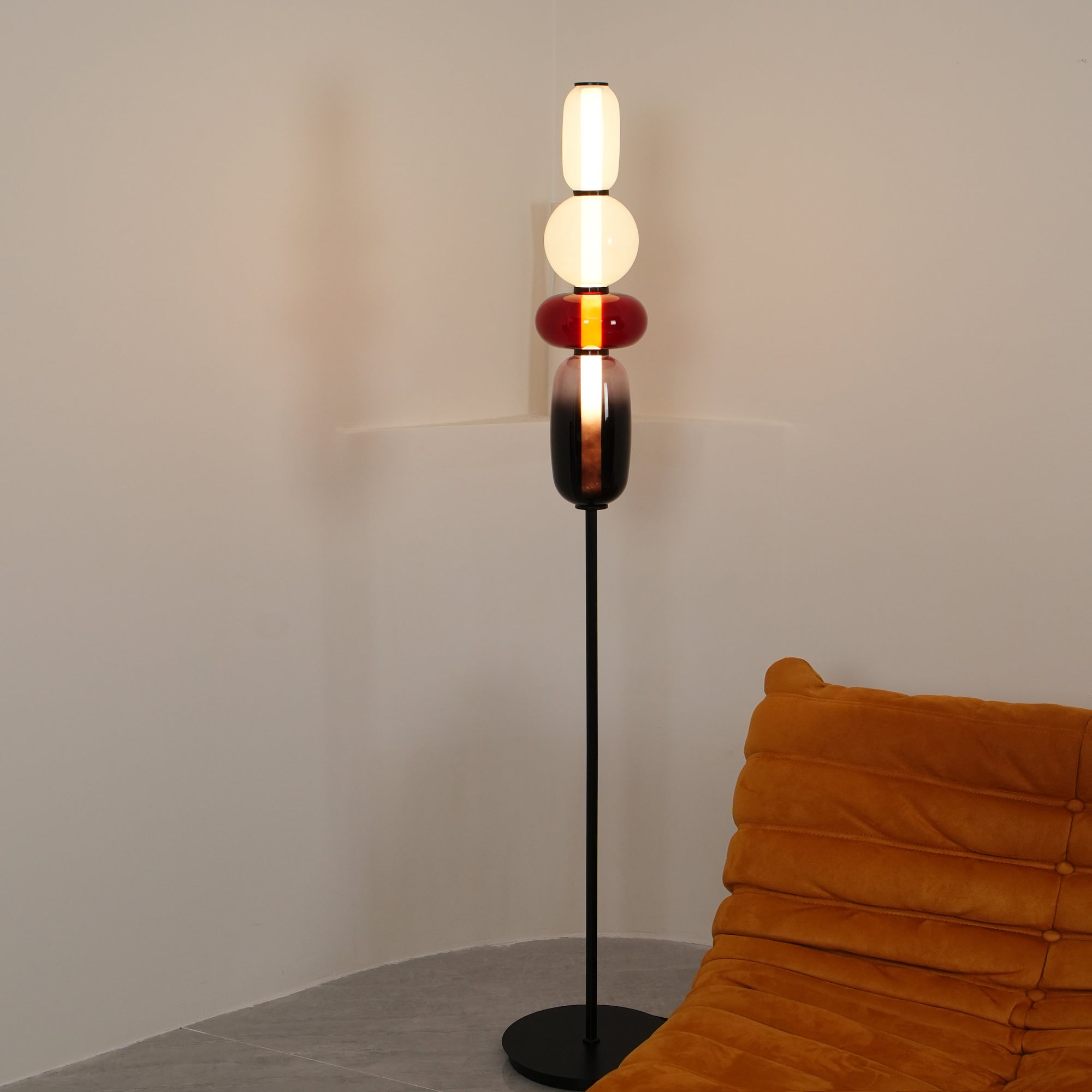 Elara Floor Lamp