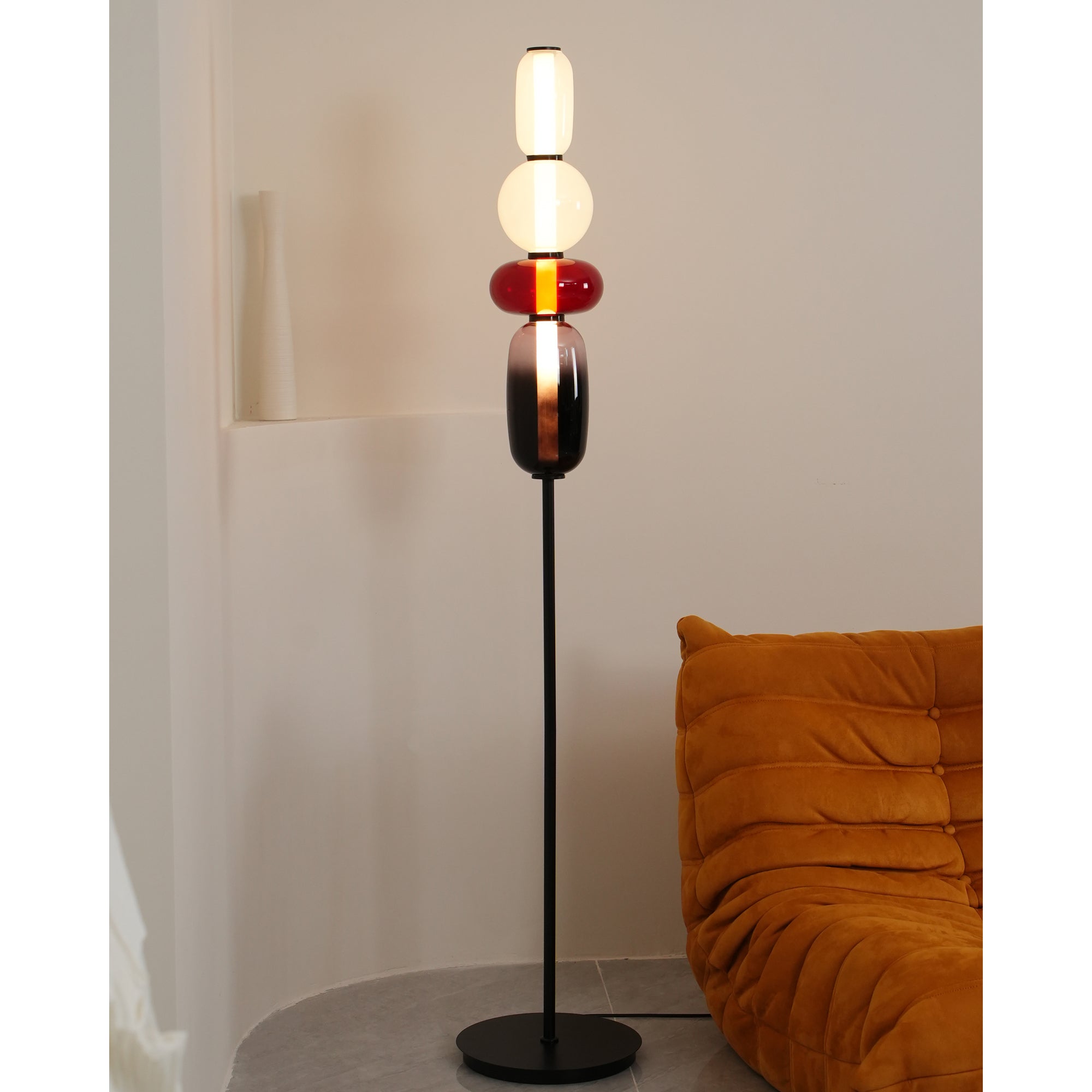 Elara Floor Lamp
