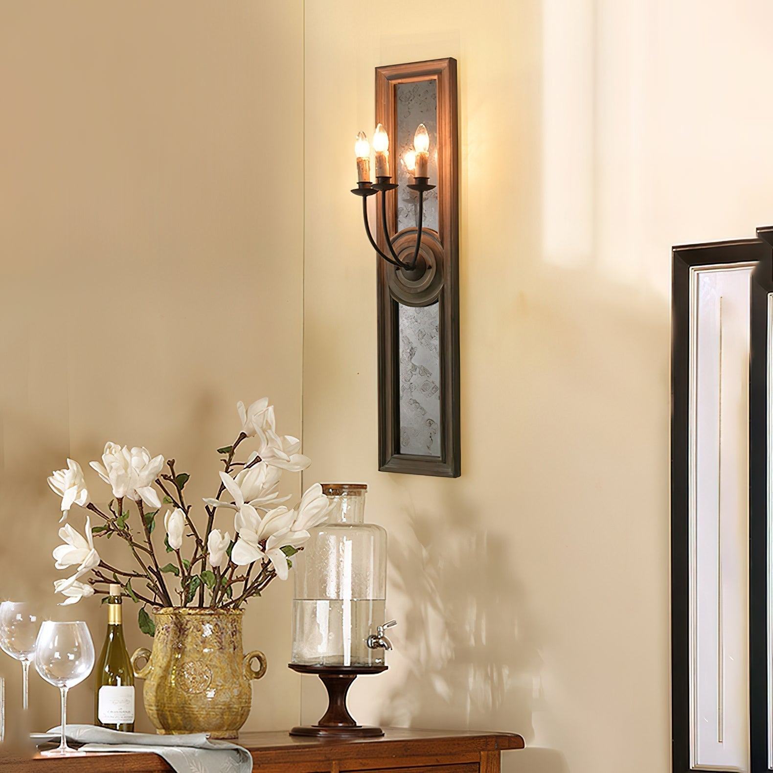 Augusta  Wall Lamp