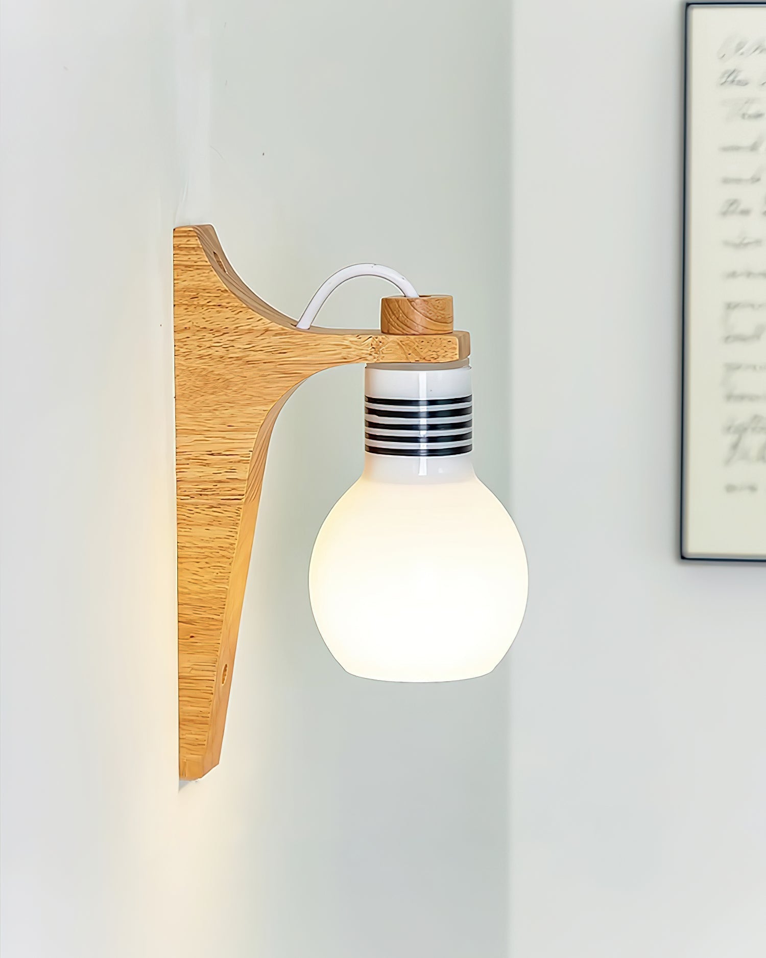 Tavien Wall Light
