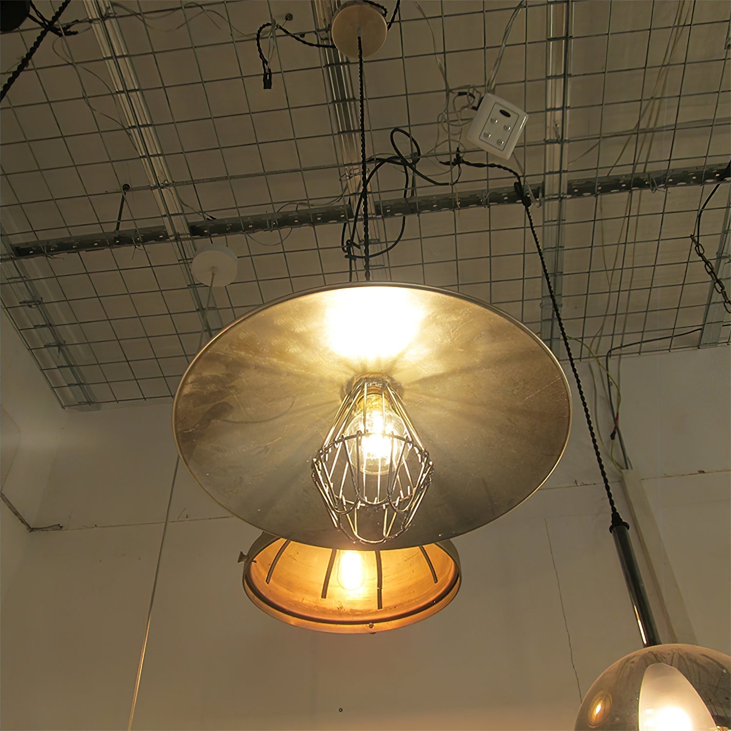 Atlas Pendant Light
