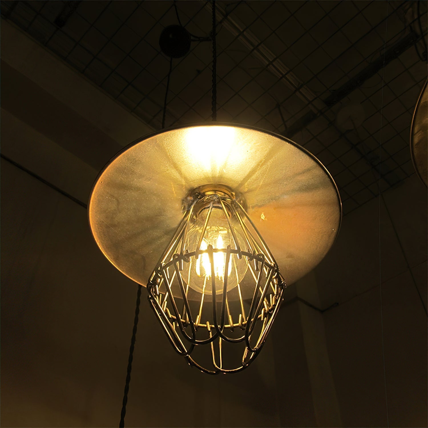 Atlas Pendant Light