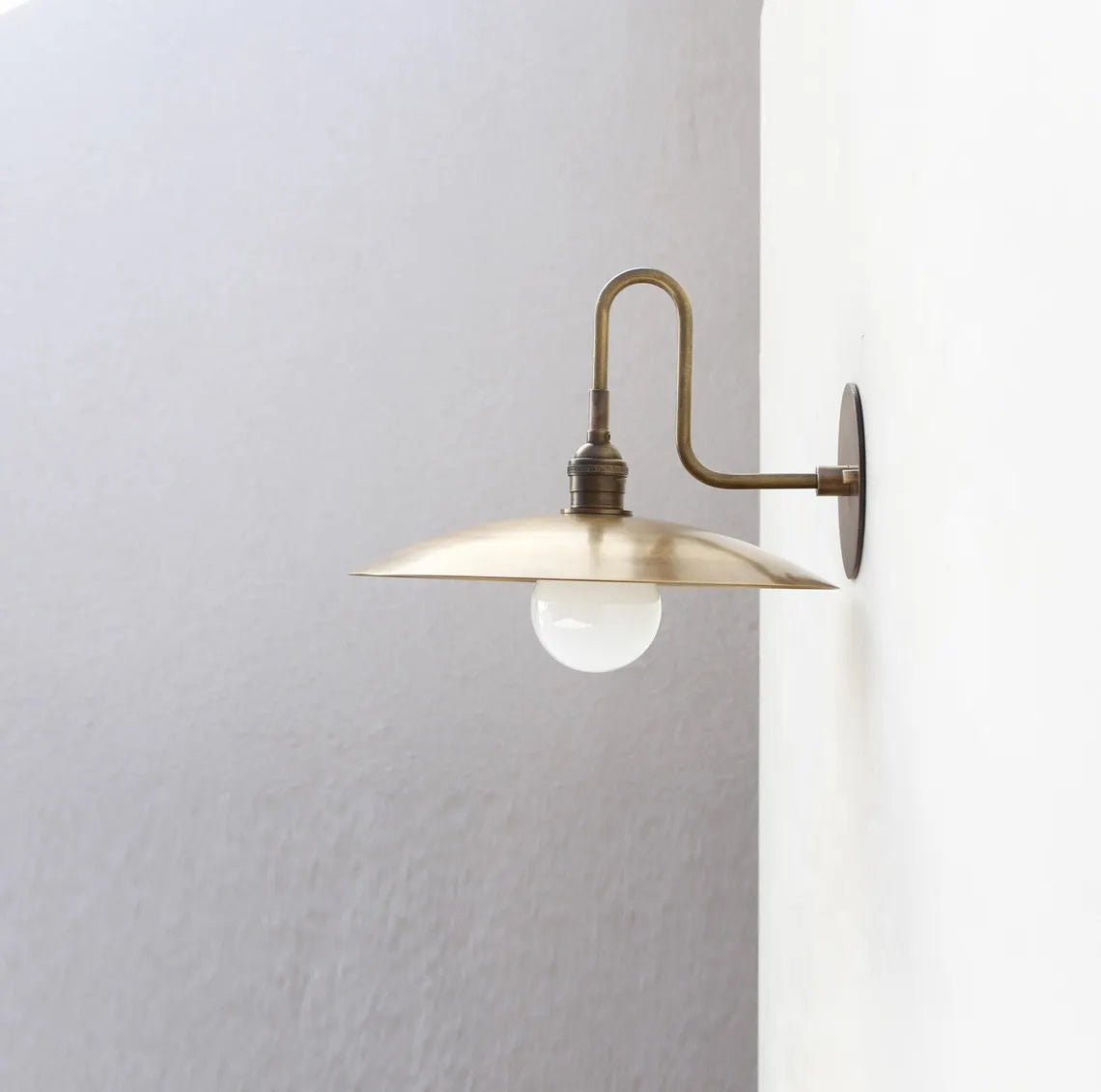 Bram Wall Lamp