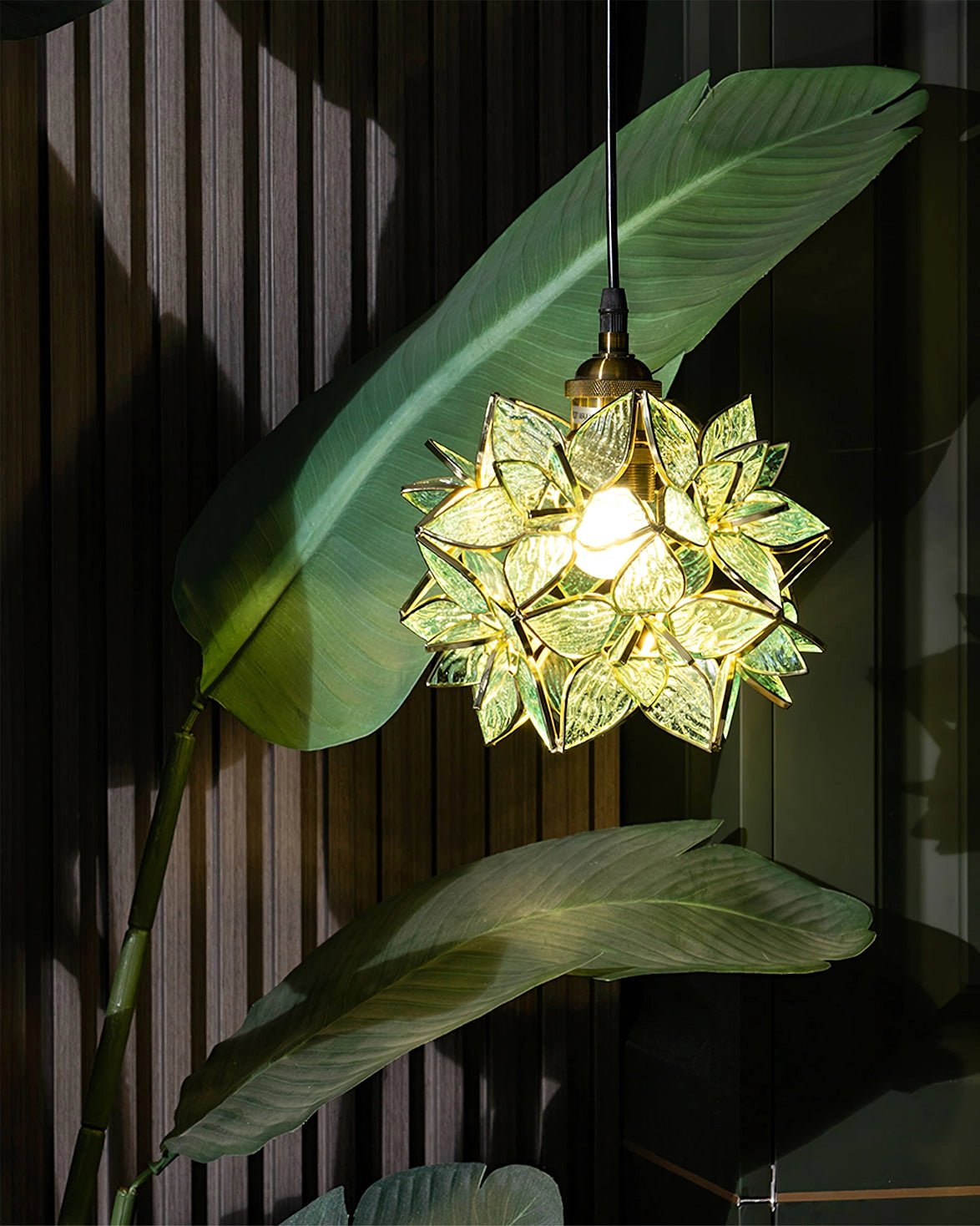 Amara Luxury Glass Pendant Light-Neutral Decor
