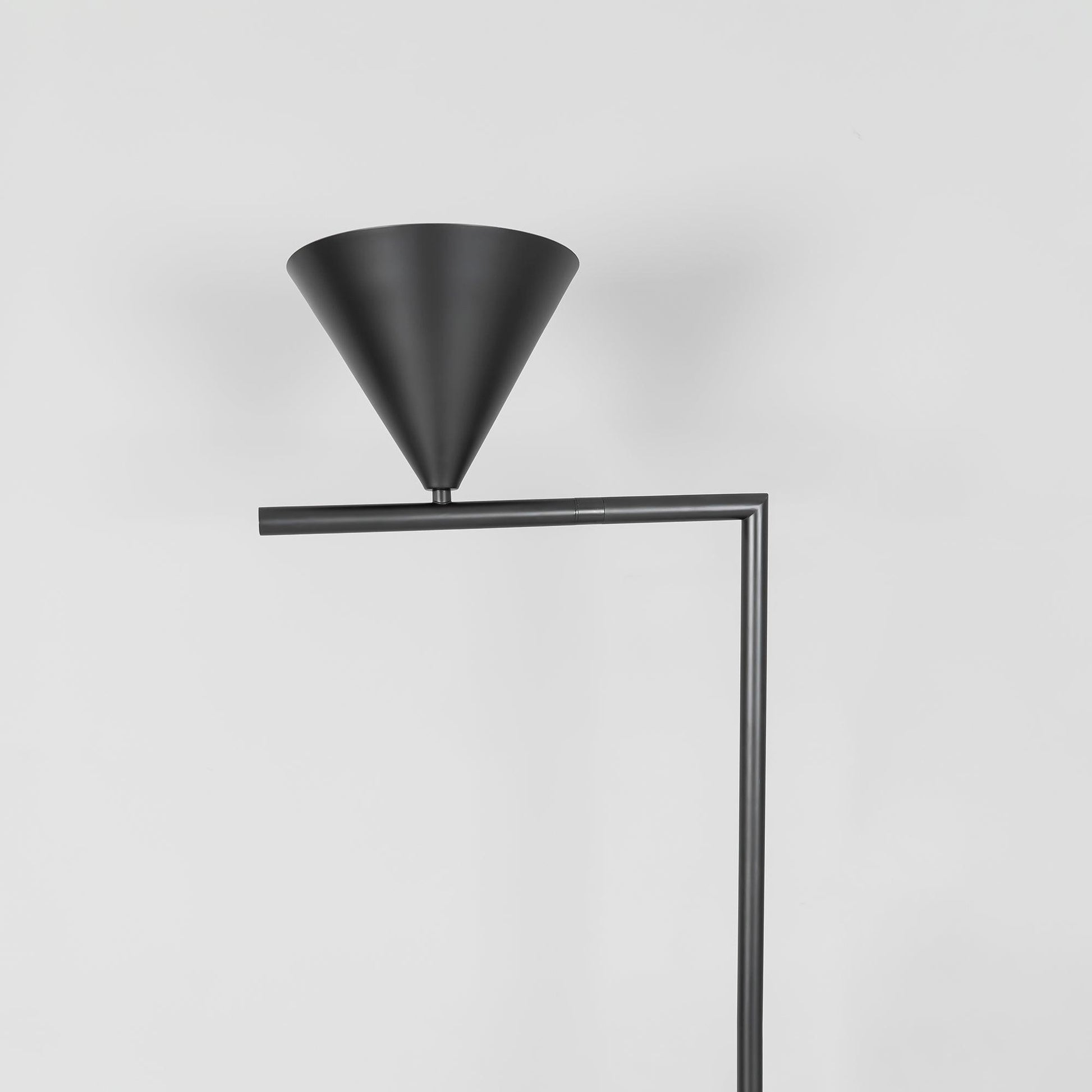 Nell Minimalist Floor Lamp-Neutral Decor
